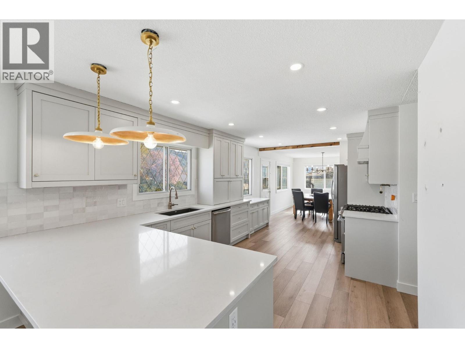 8913 JUBILEE Drive, Osoyoos