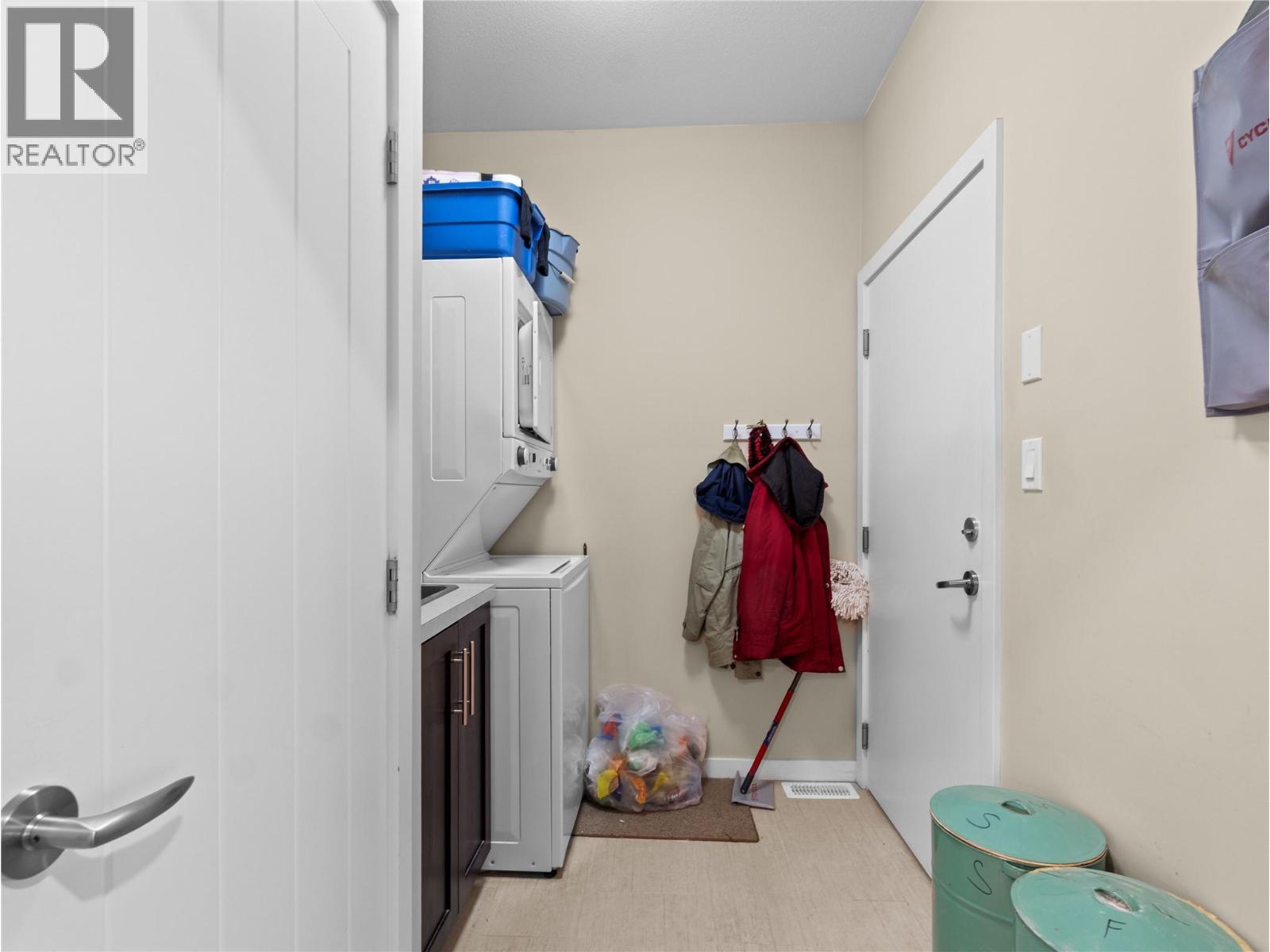 1611 10 Street SW Unit# 28, Salmon Arm