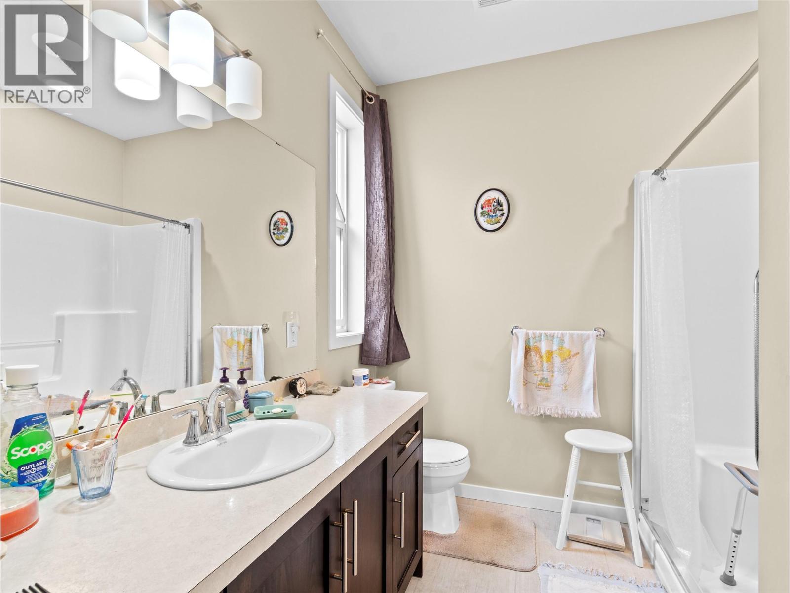 1611 10 Street SW Unit# 28, Salmon Arm