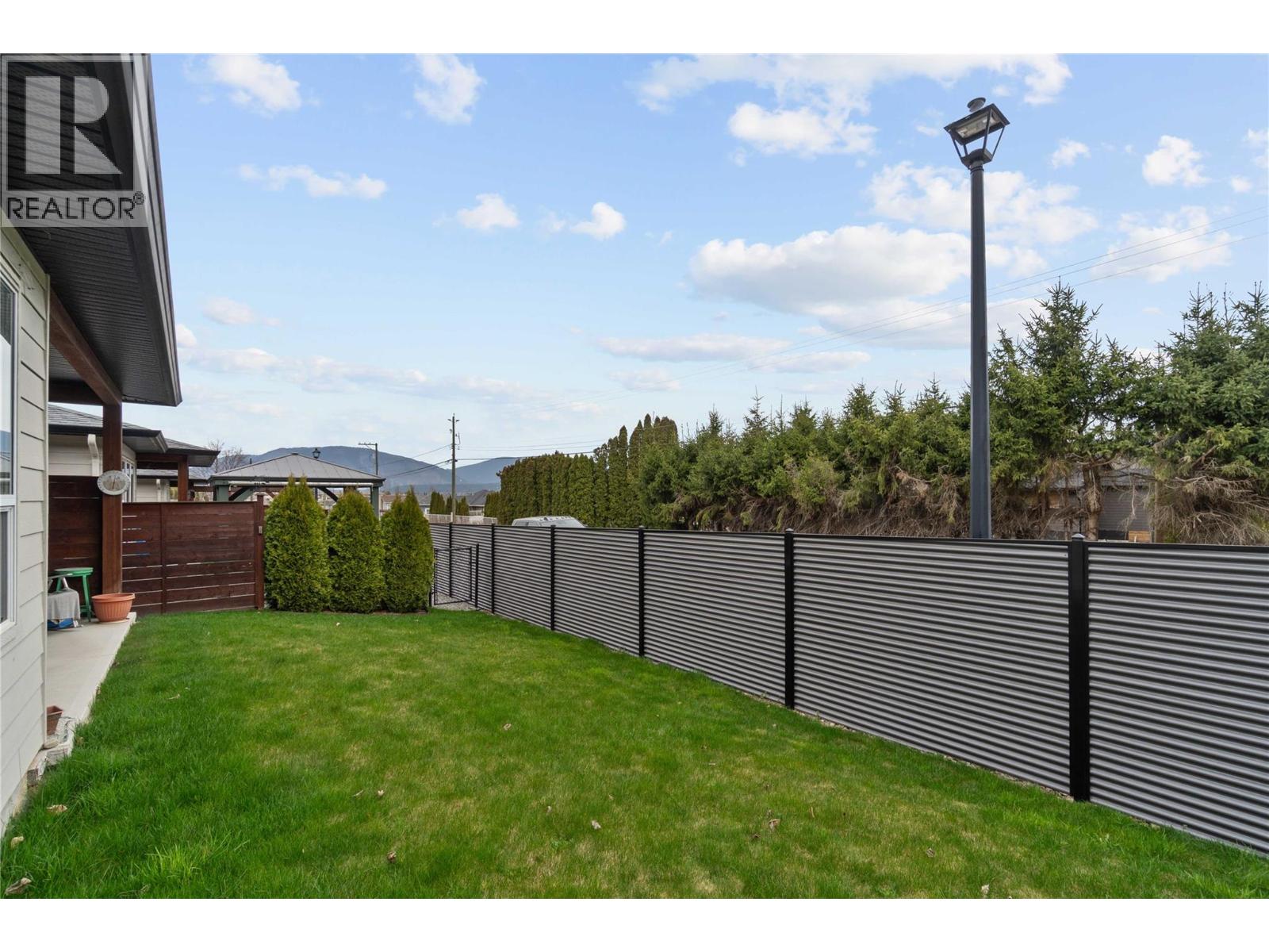 1611 10 Street SW Unit# 28, Salmon Arm