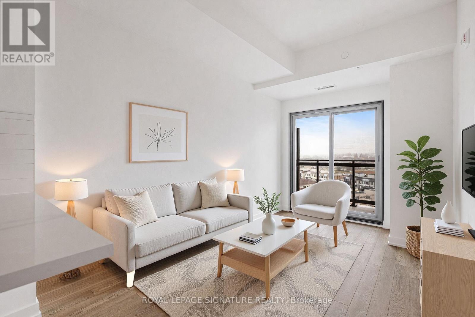 908 - 51 CLARINGTON BOULEVARD