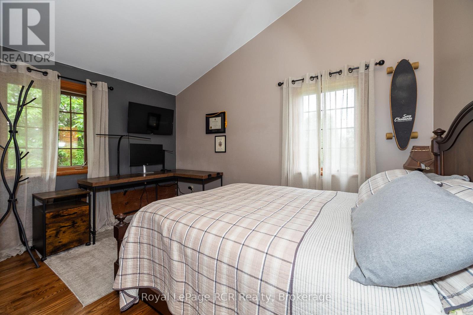552691 GREY ROAD 23 - 20