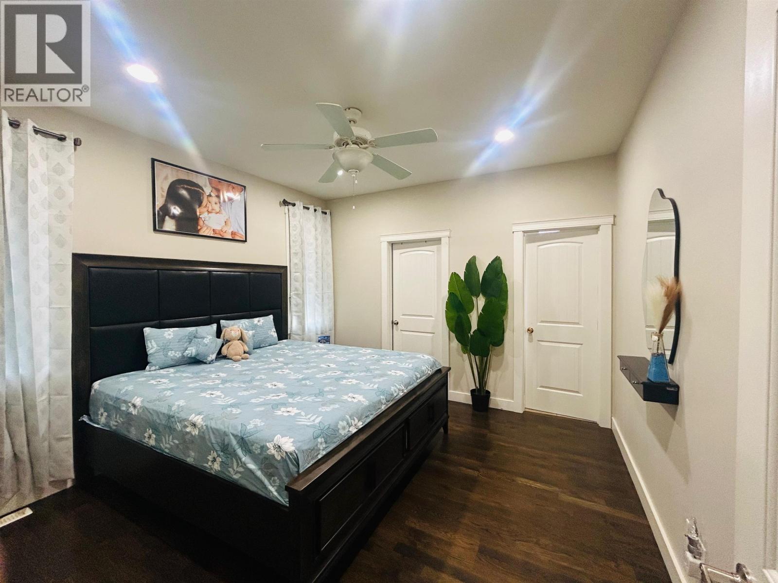 10611 109A STREET - 14