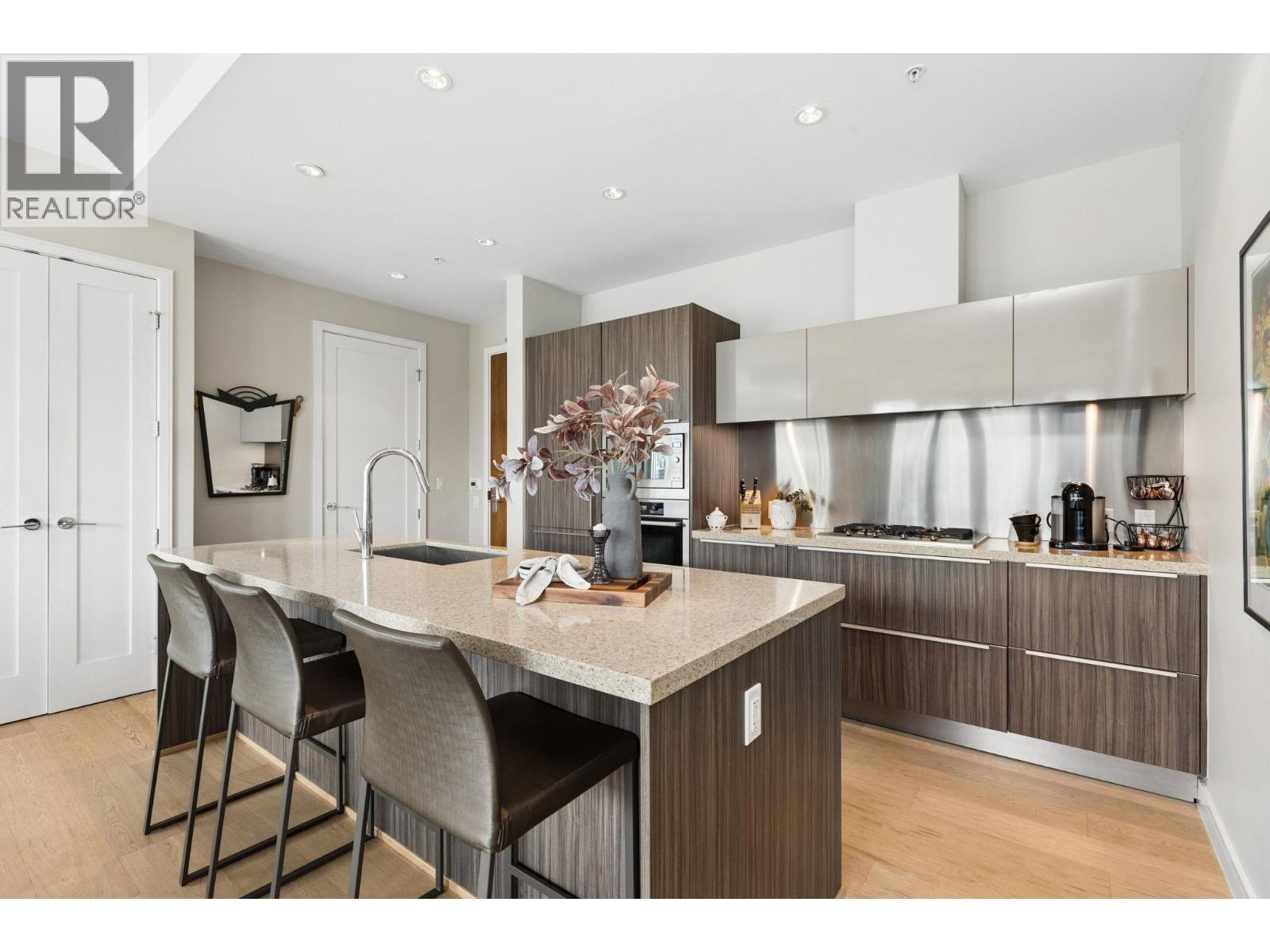 603 181 ATHLETES WAY, Vancouver