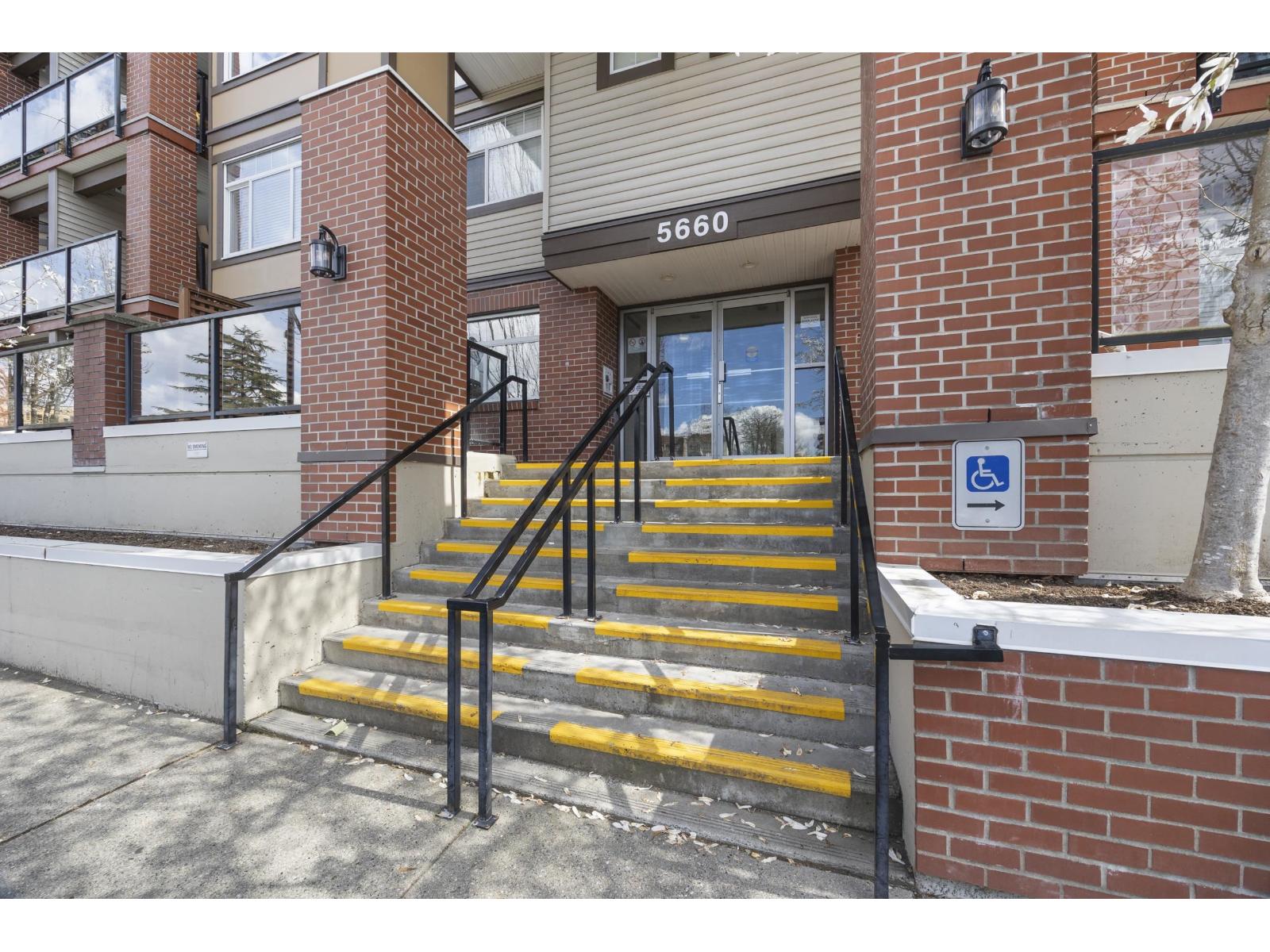 140 5660 201A STREET, Langley