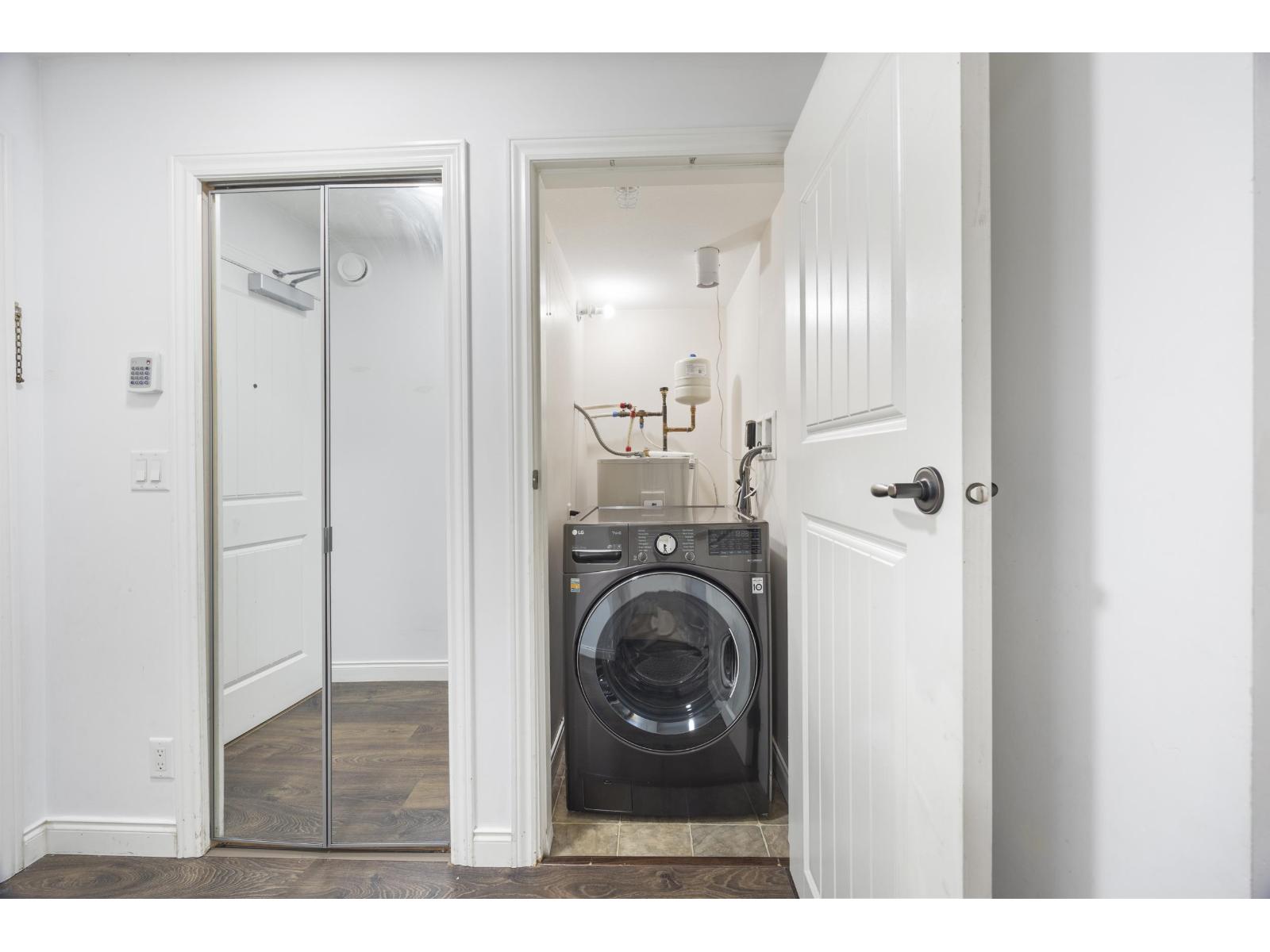 140 5660 201A STREET, Langley