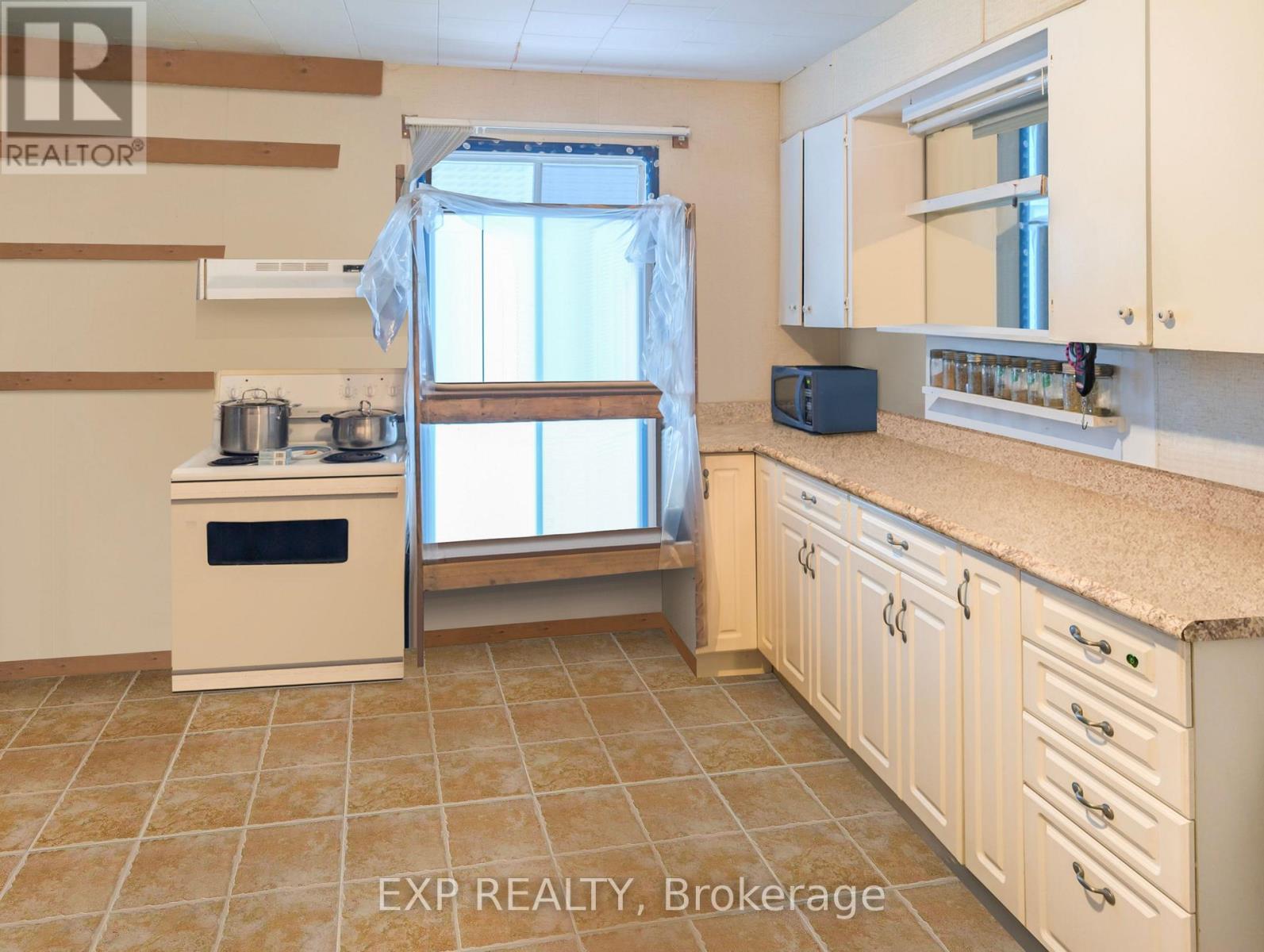 111 TAYLOR AVENUE - 6