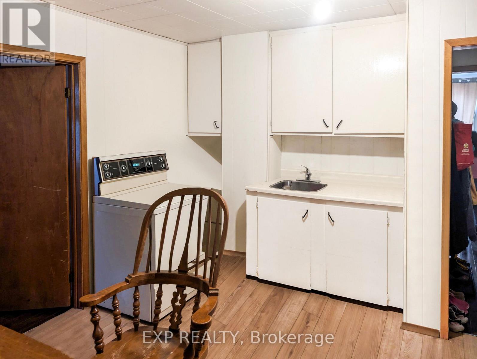 111 TAYLOR AVENUE - 9
