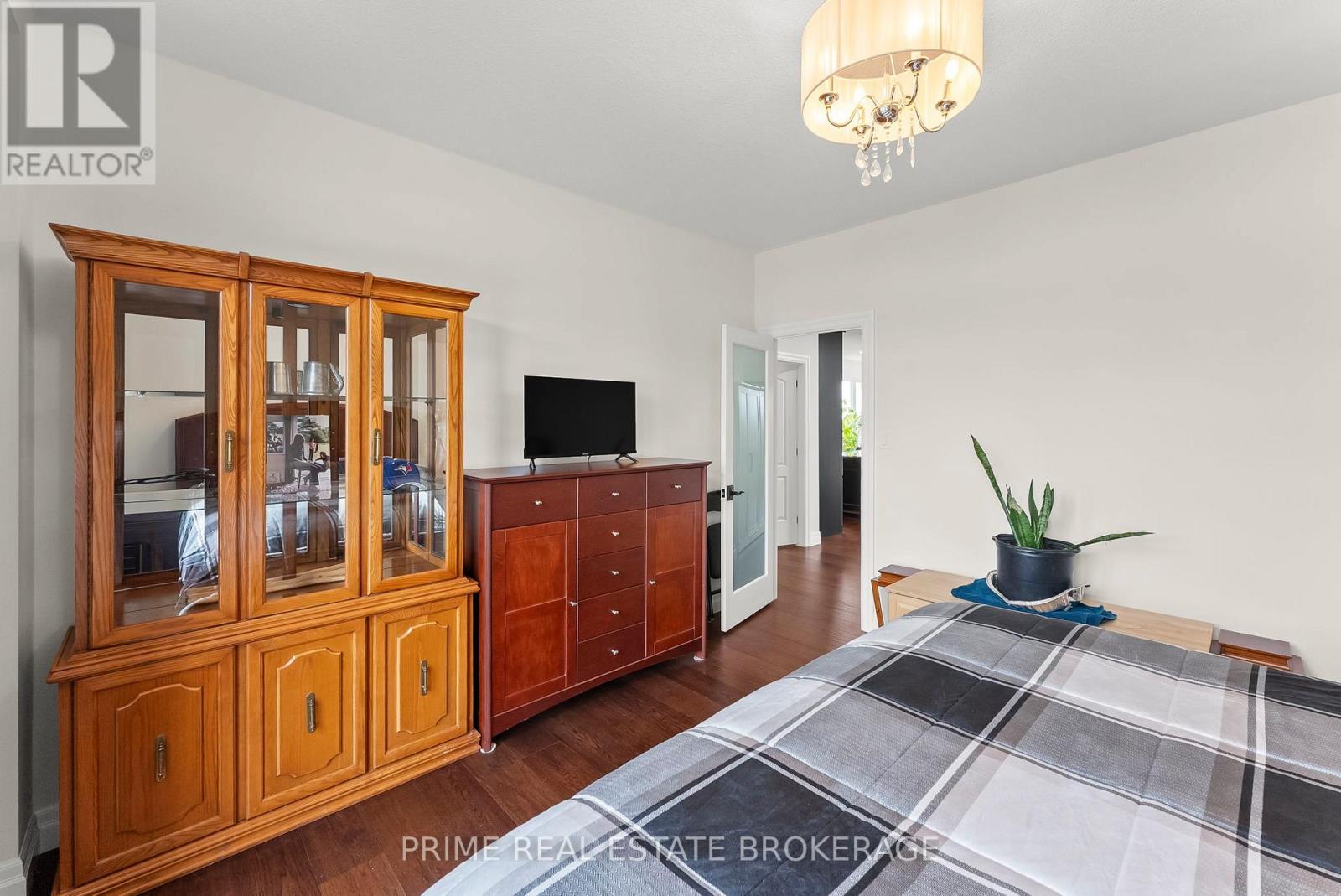 939 BOGDANOVIC WAY Property Photo