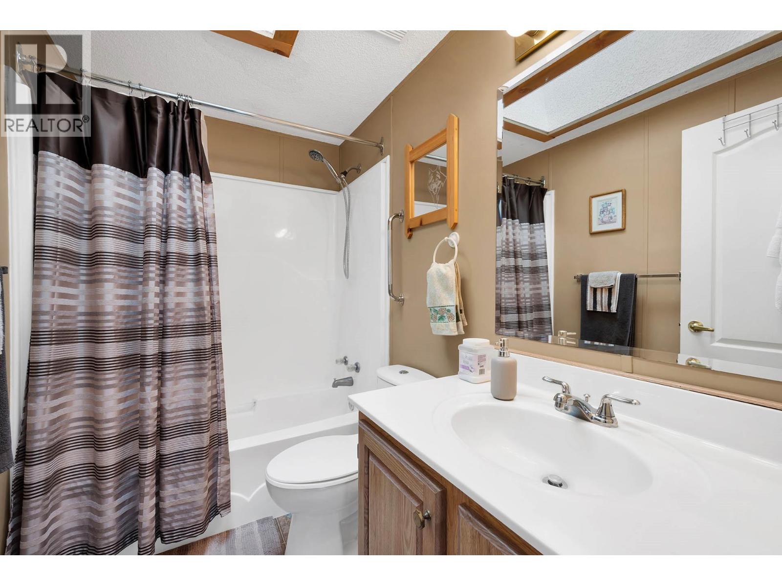  1888 Lakeview Drive, Kamloops