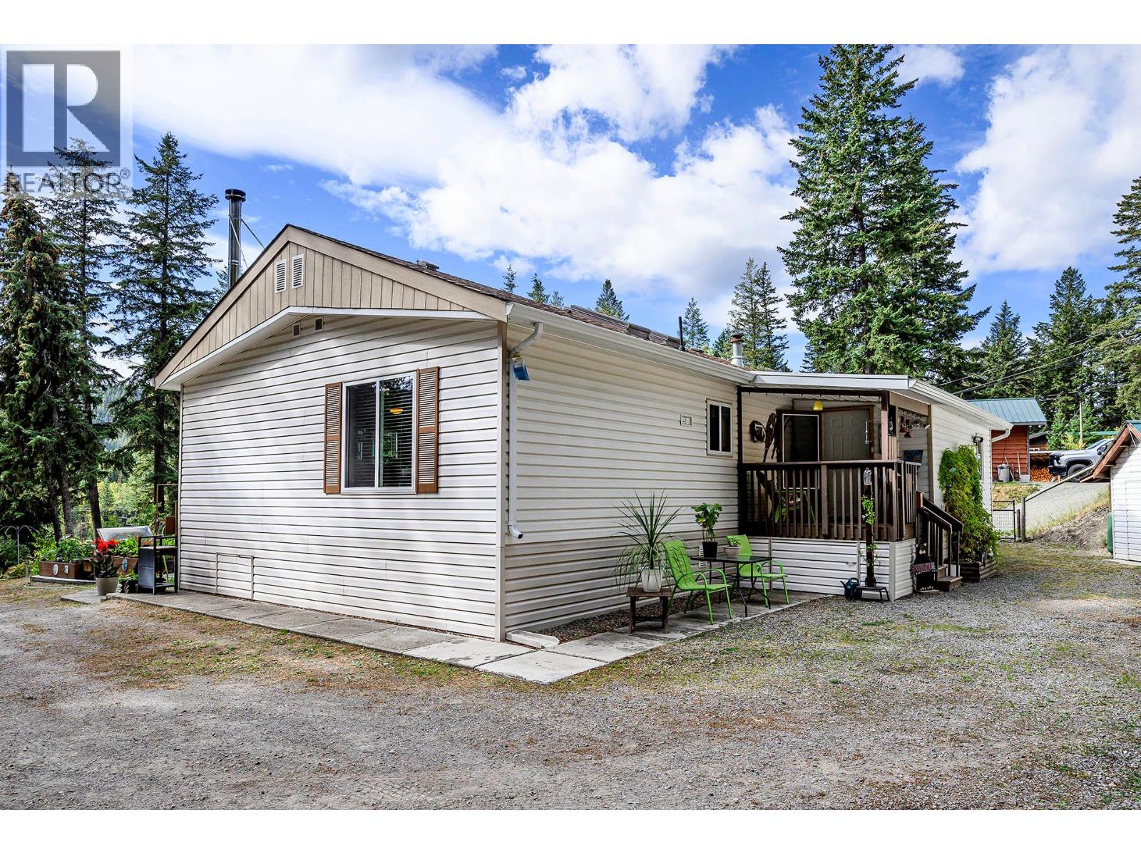  1888 Lakeview Drive, Kamloops