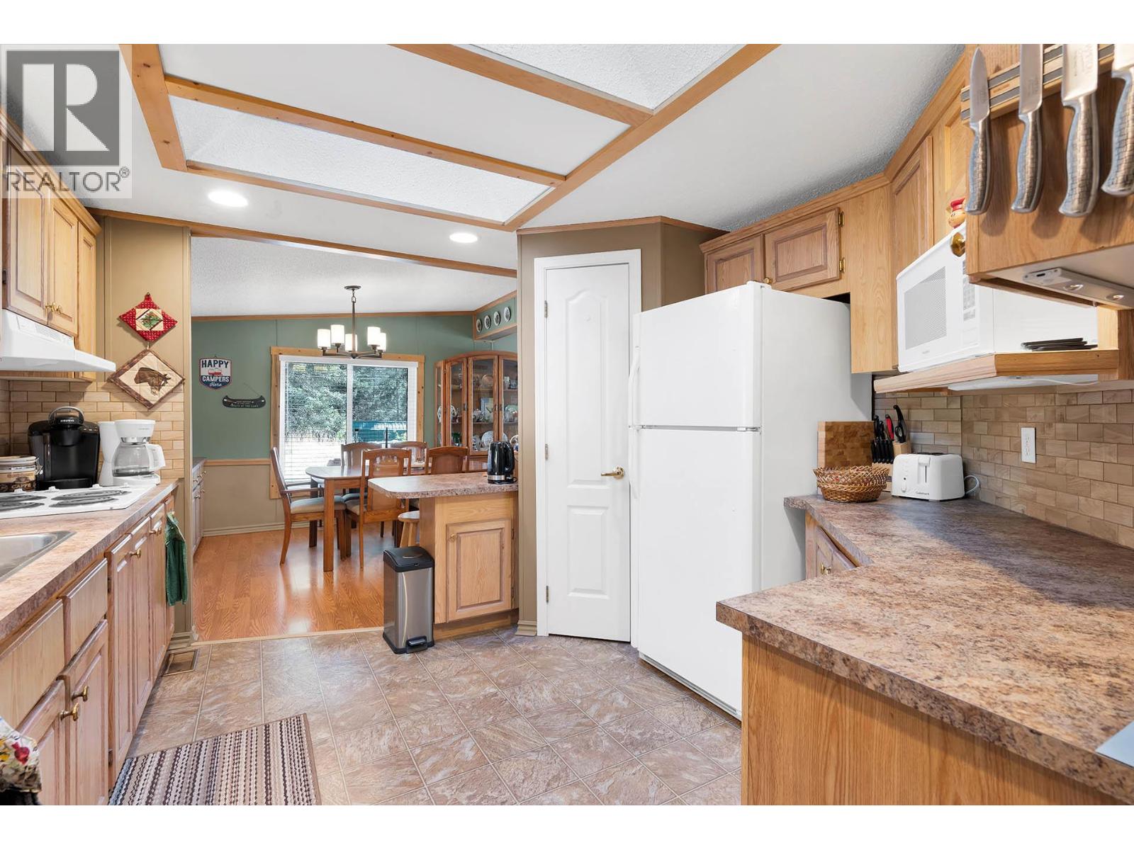  1888 Lakeview Drive, Kamloops