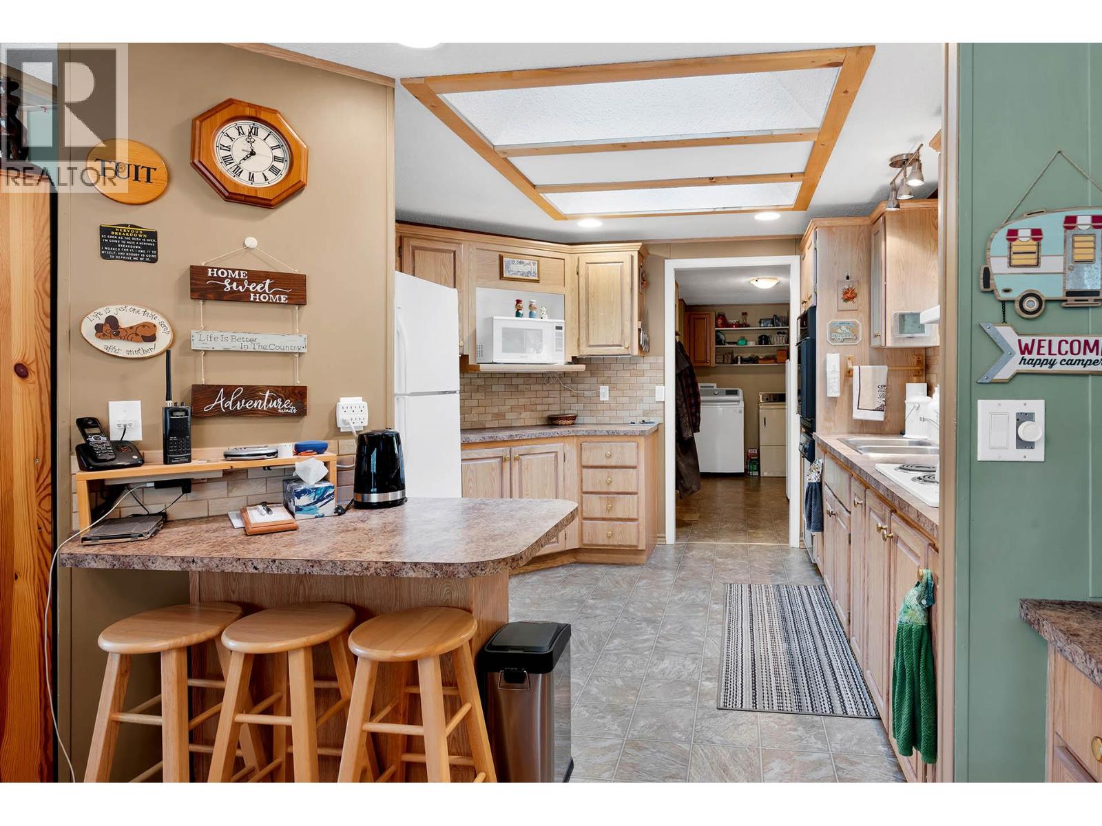  1888 Lakeview Drive, Kamloops