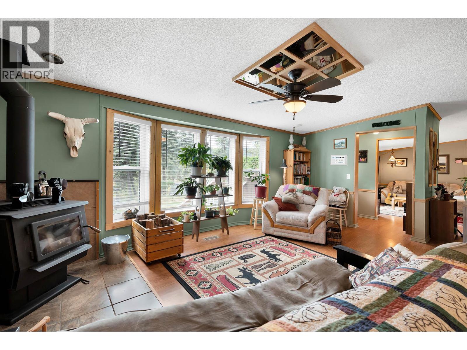  1888 Lakeview Drive, Kamloops