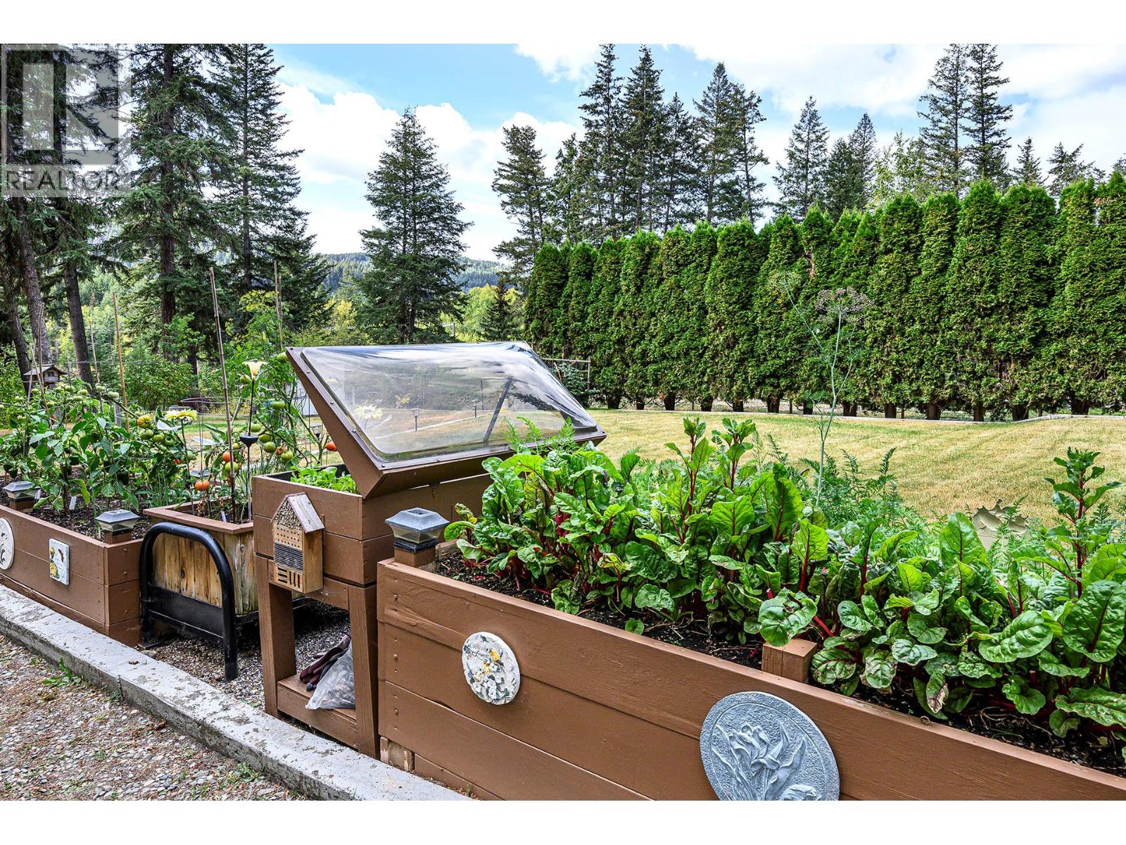  1888 Lakeview Drive, Kamloops