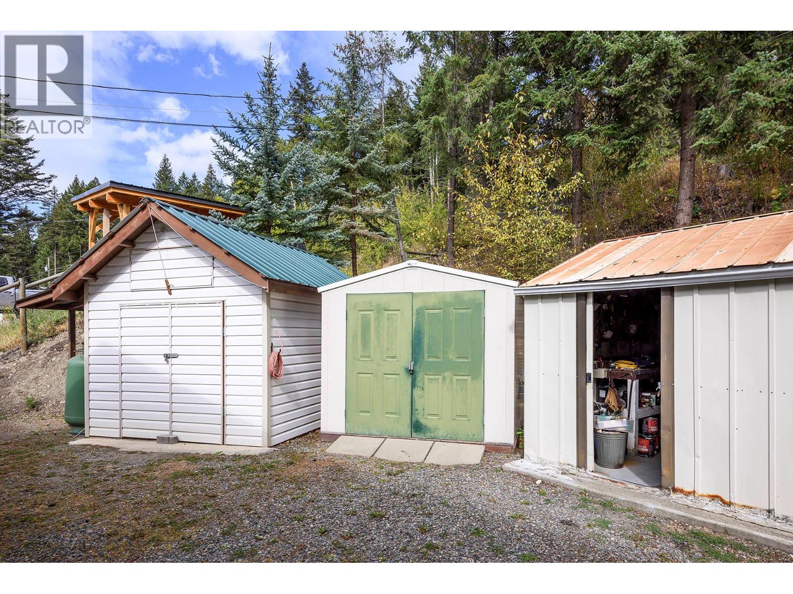  1888 Lakeview Drive, Kamloops