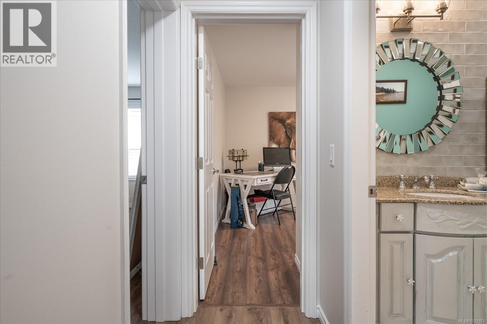 #189 3856 HONEY LOCUST DR - 18