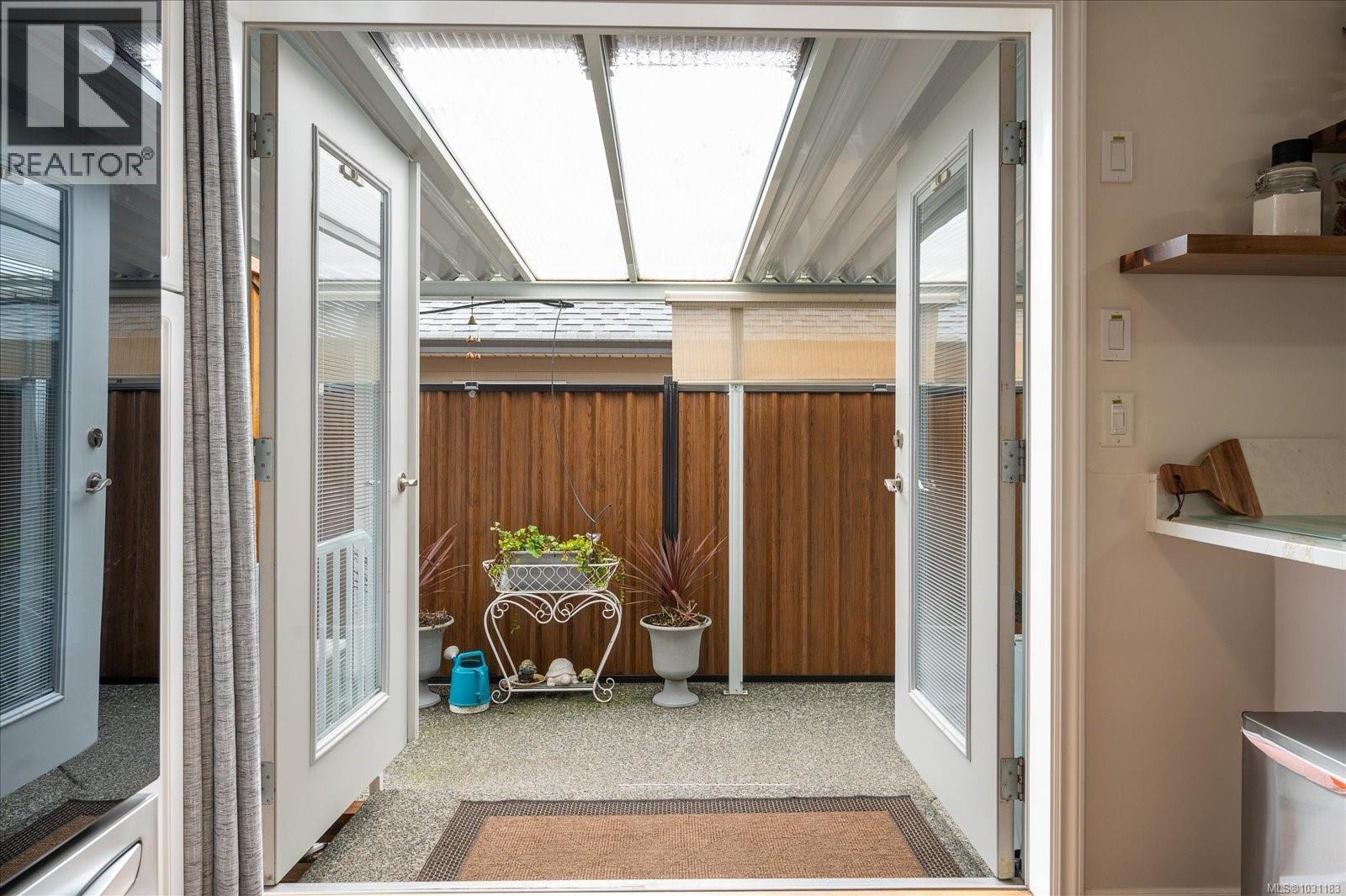 #189 3856 HONEY LOCUST DR - 22