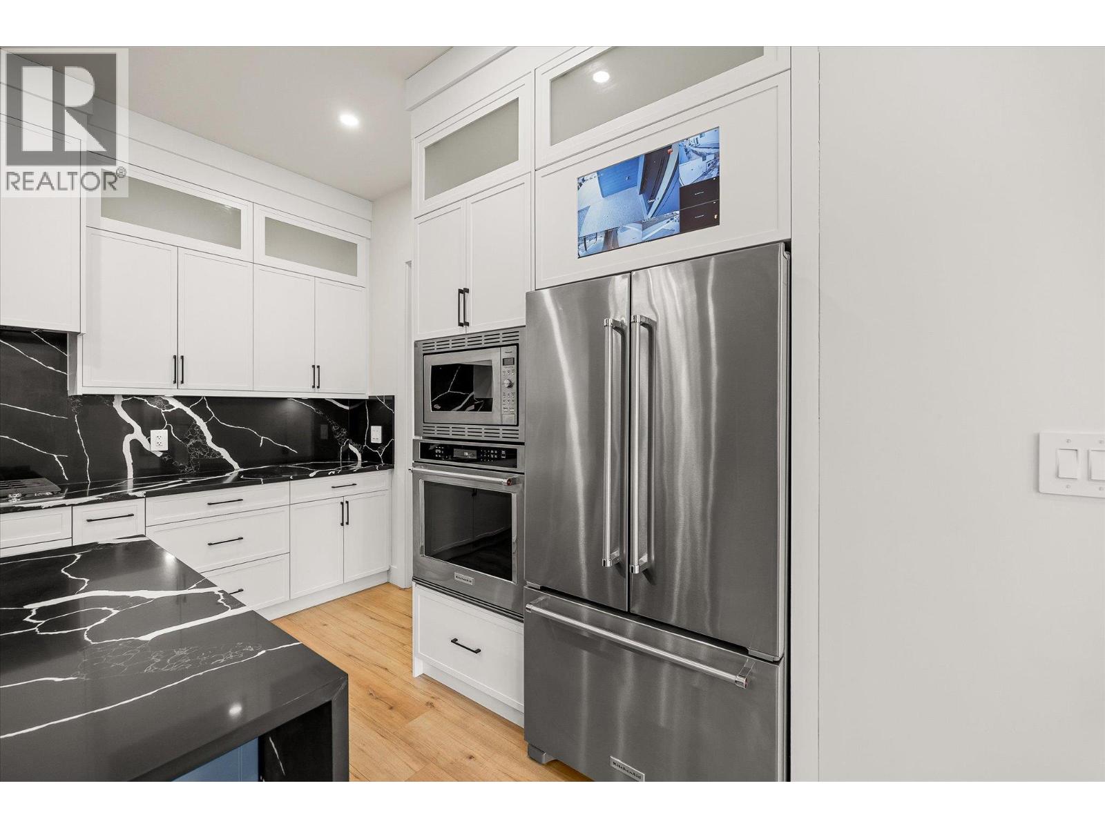 897 Carnoustie Drive, Kelowna