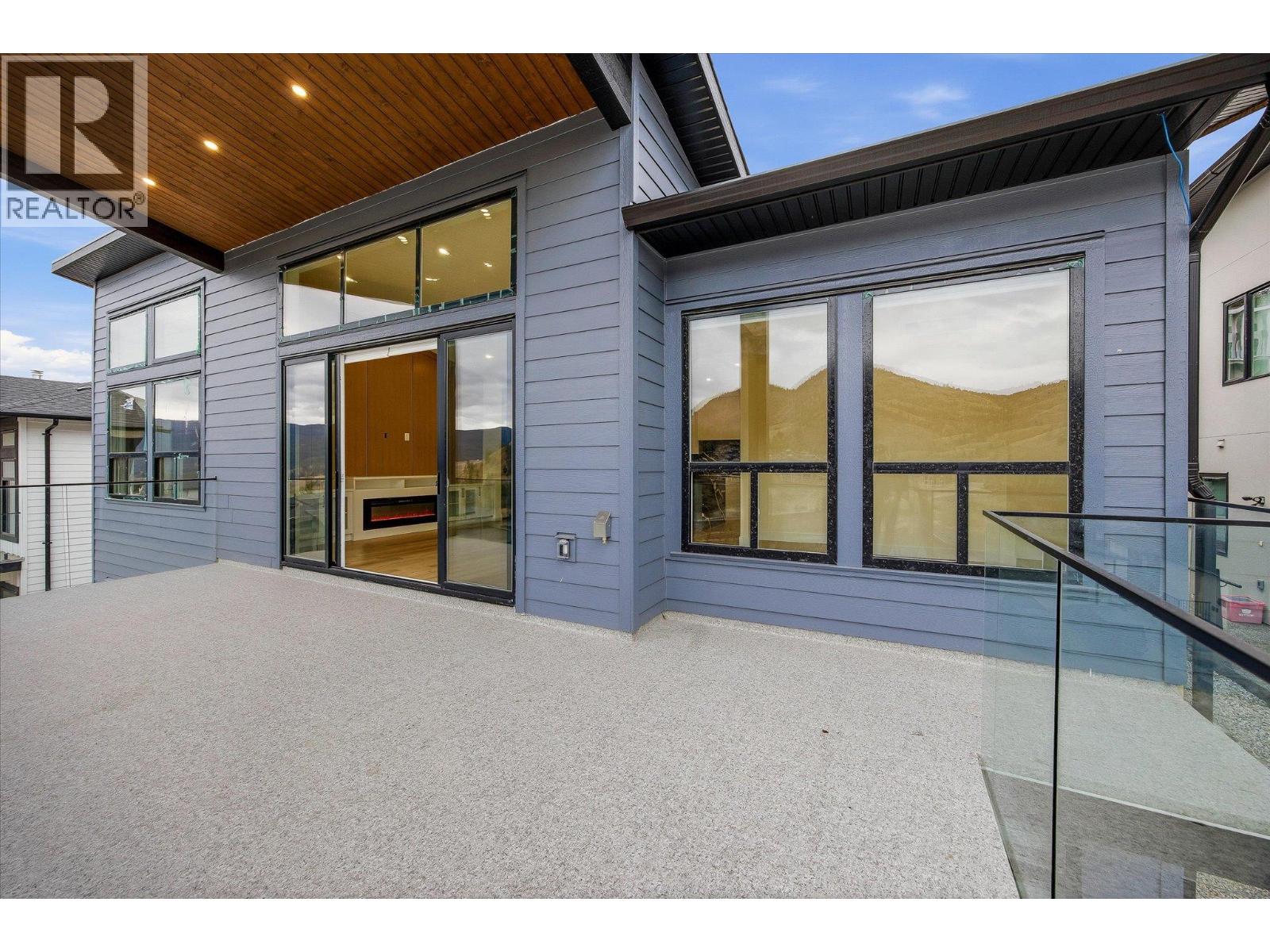 897 Carnoustie Drive, Kelowna