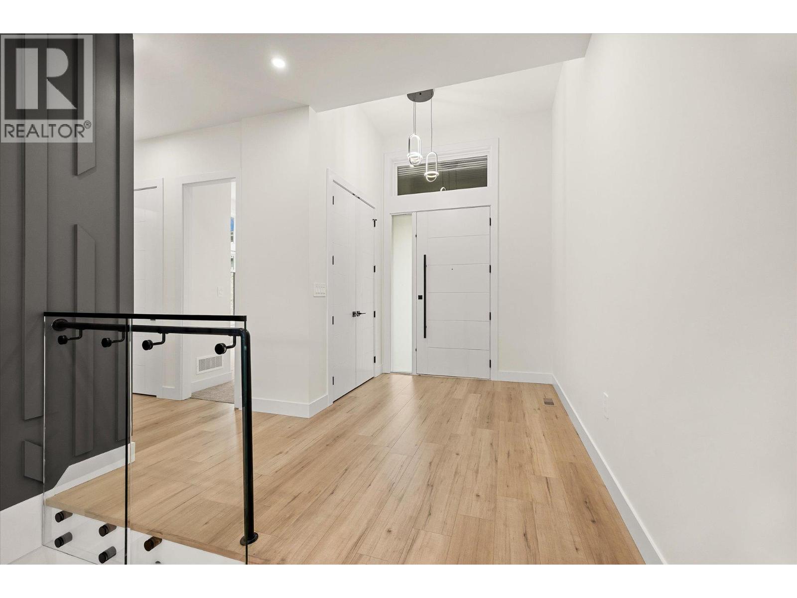 897 Carnoustie Drive, Kelowna