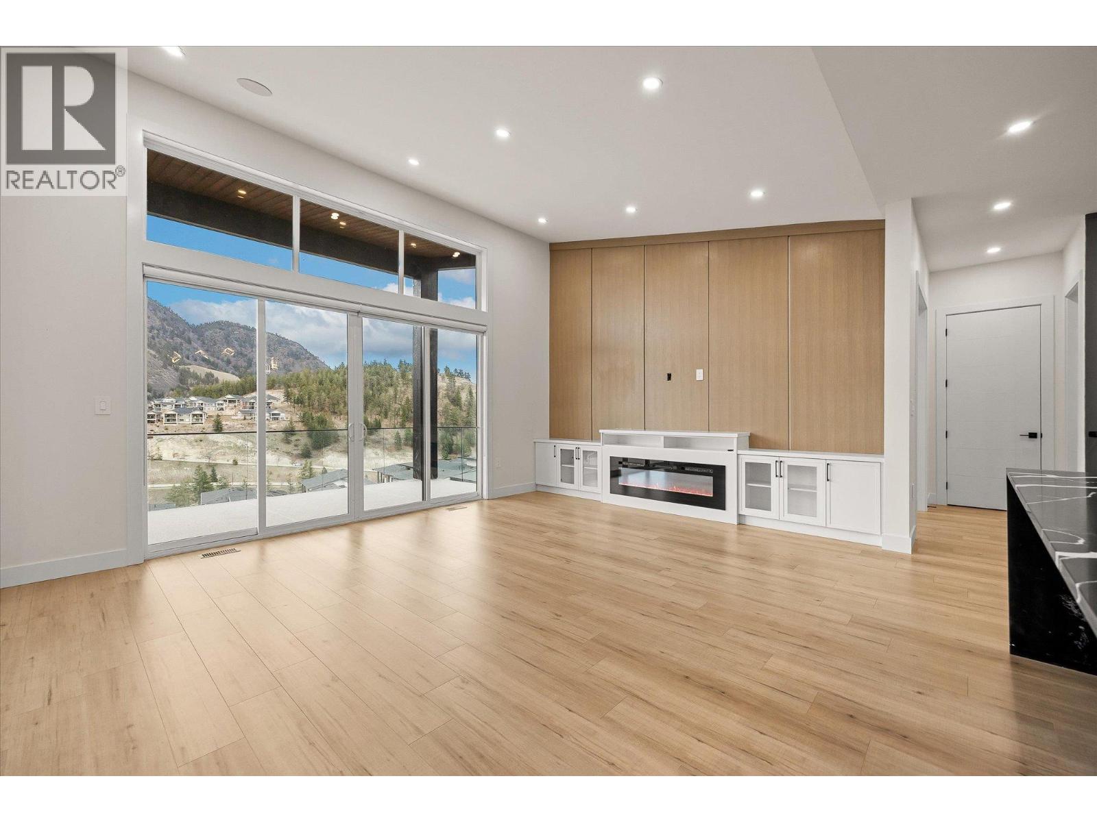 897 Carnoustie Drive, Kelowna