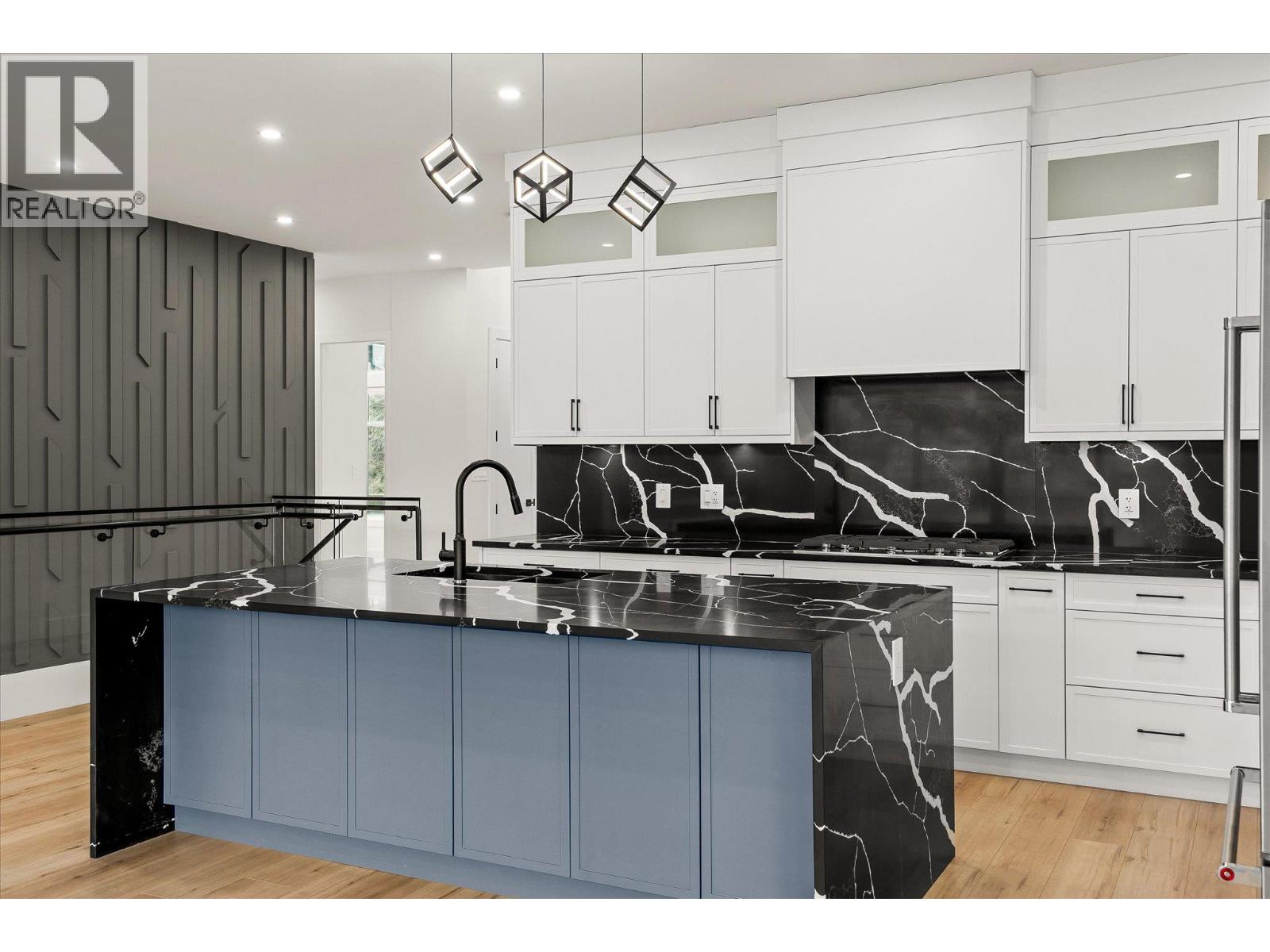 897 Carnoustie Drive, Kelowna