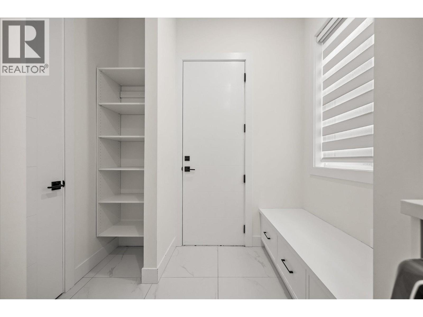 897 Carnoustie Drive, Kelowna