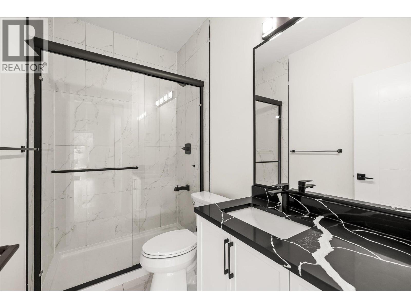 897 Carnoustie Drive, Kelowna