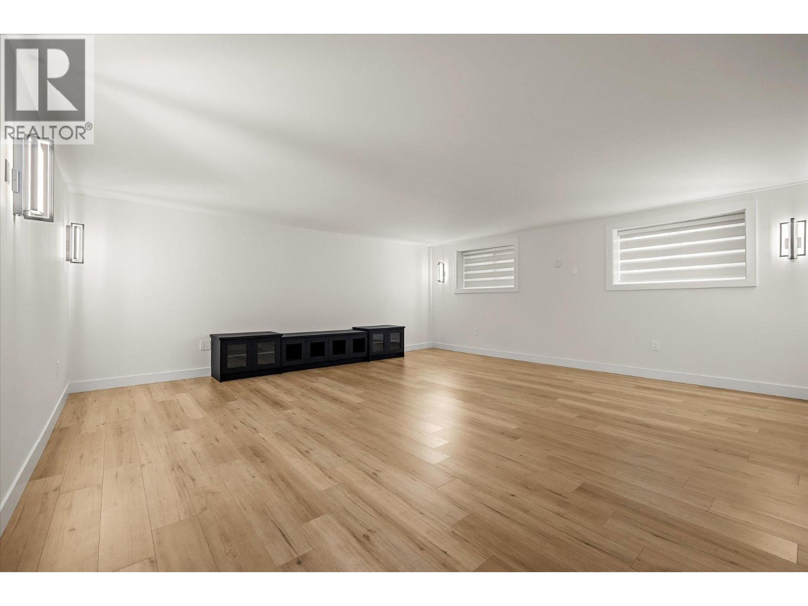 897 Carnoustie Drive, Kelowna