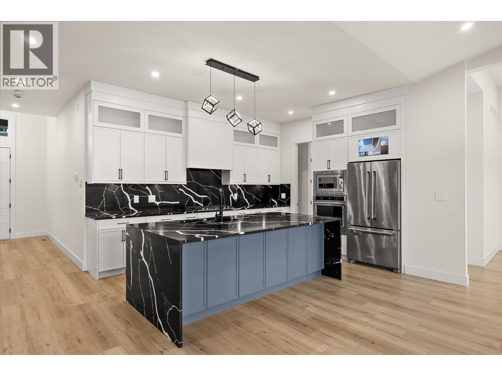 897 Carnoustie Drive, Kelowna