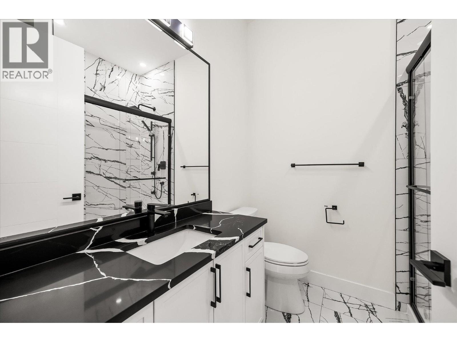 897 Carnoustie Drive, Kelowna