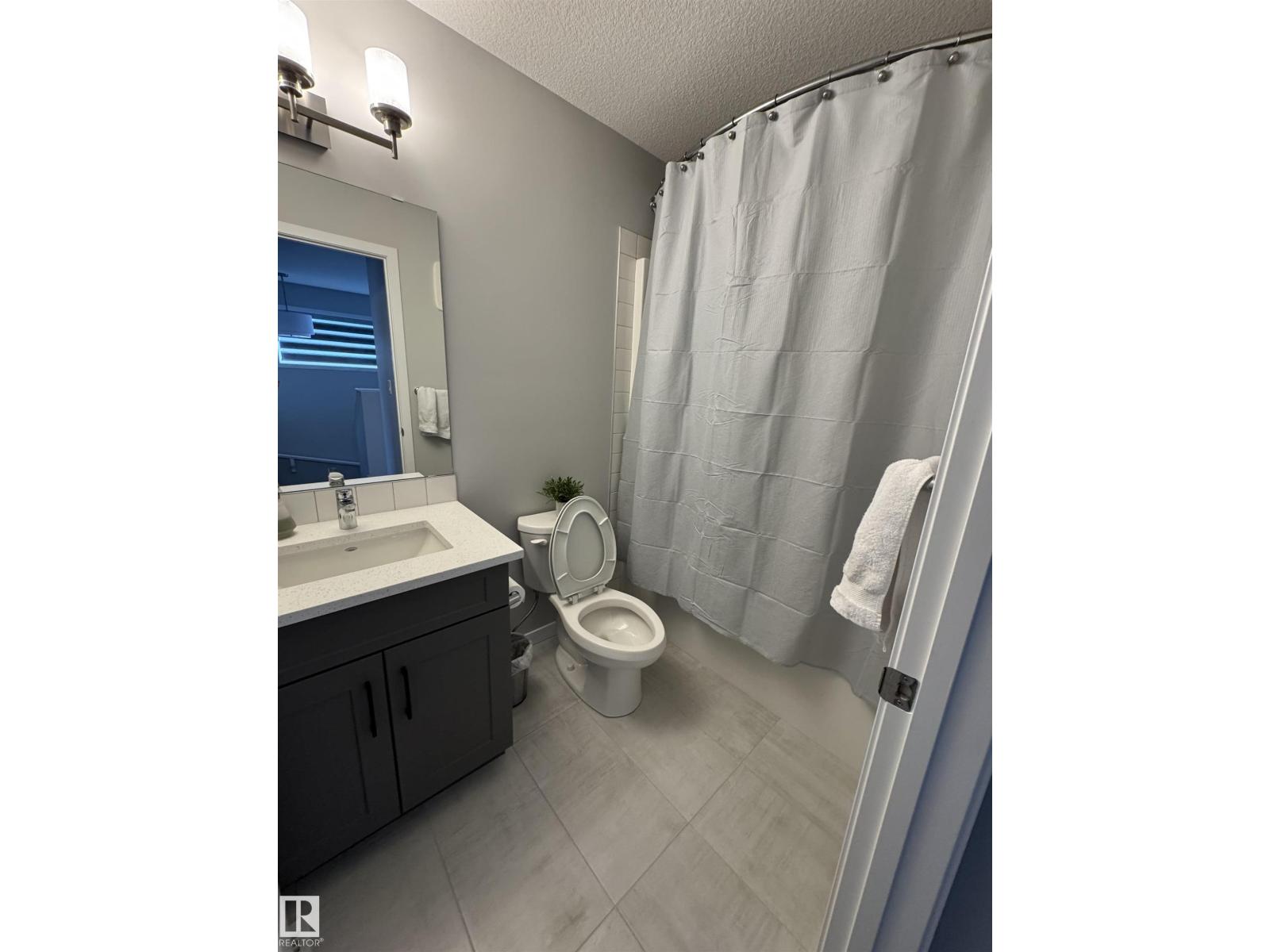 2514/2518 151a AV NW, Edmonton