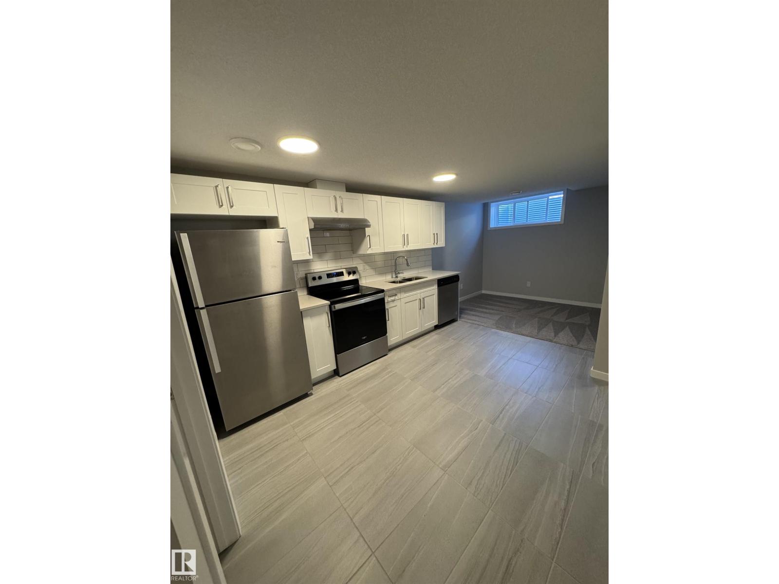 2514/2518 151a AV NW, Edmonton