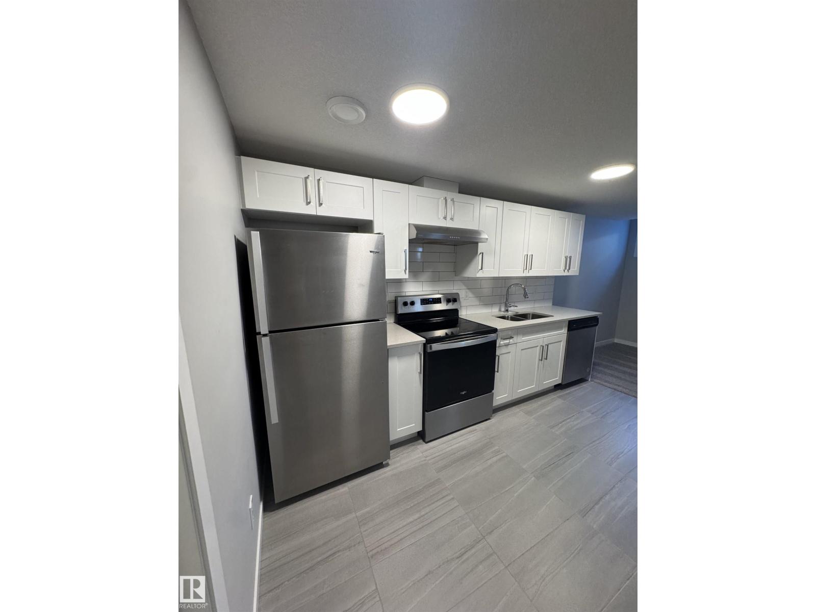 2514/2518 151a AV NW, Edmonton