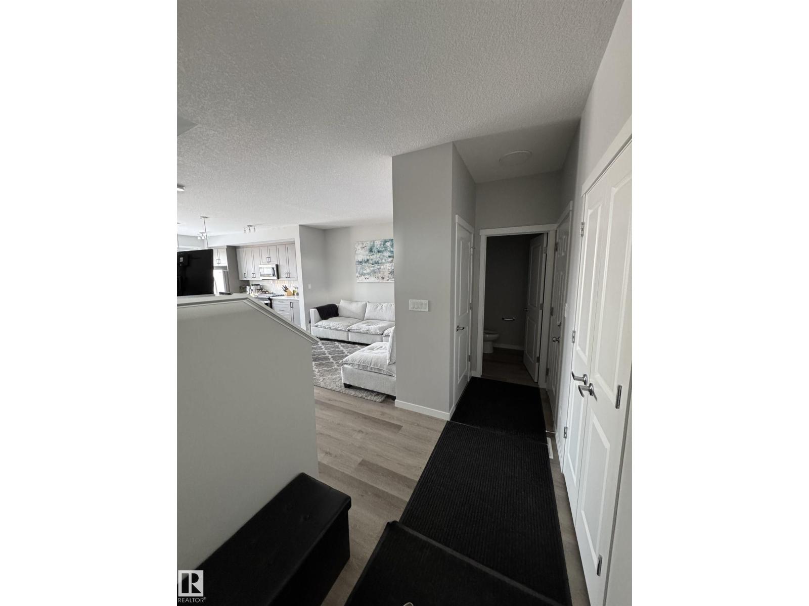 2514/2518 151a AV NW, Edmonton