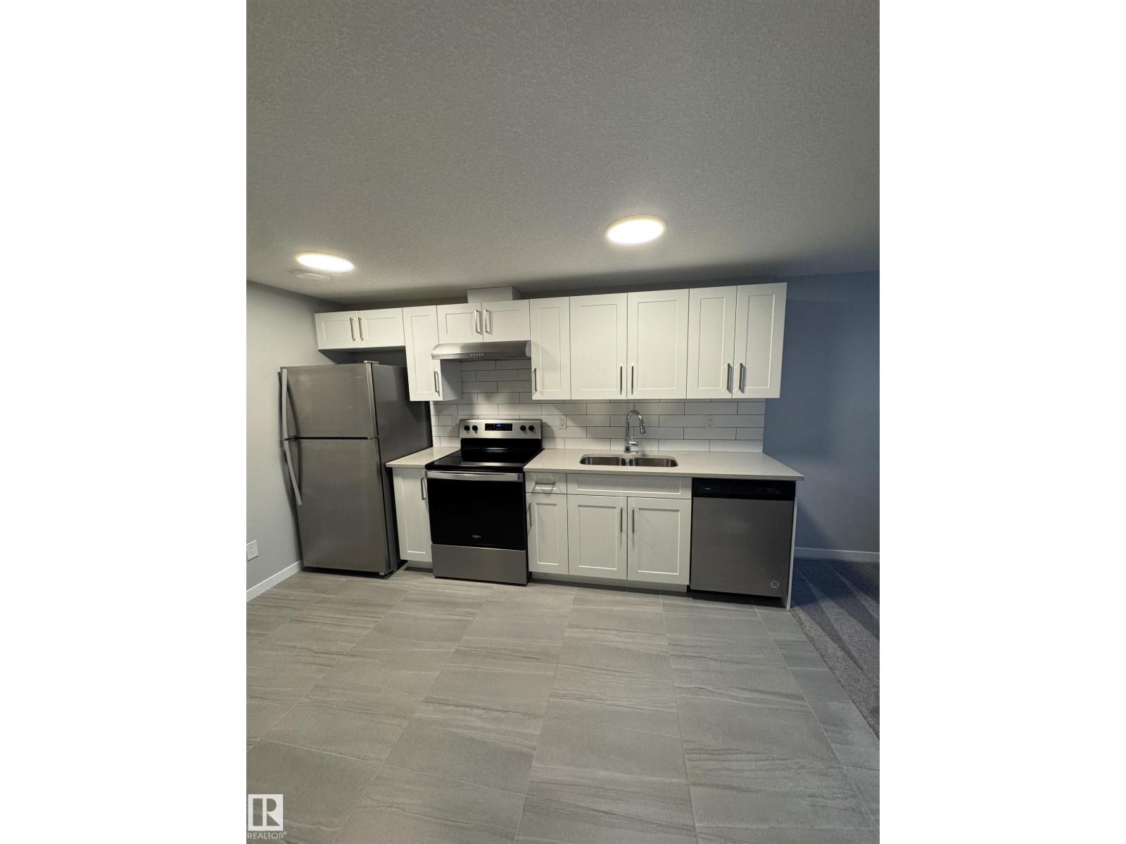 2514/2518 151a AV NW, Edmonton