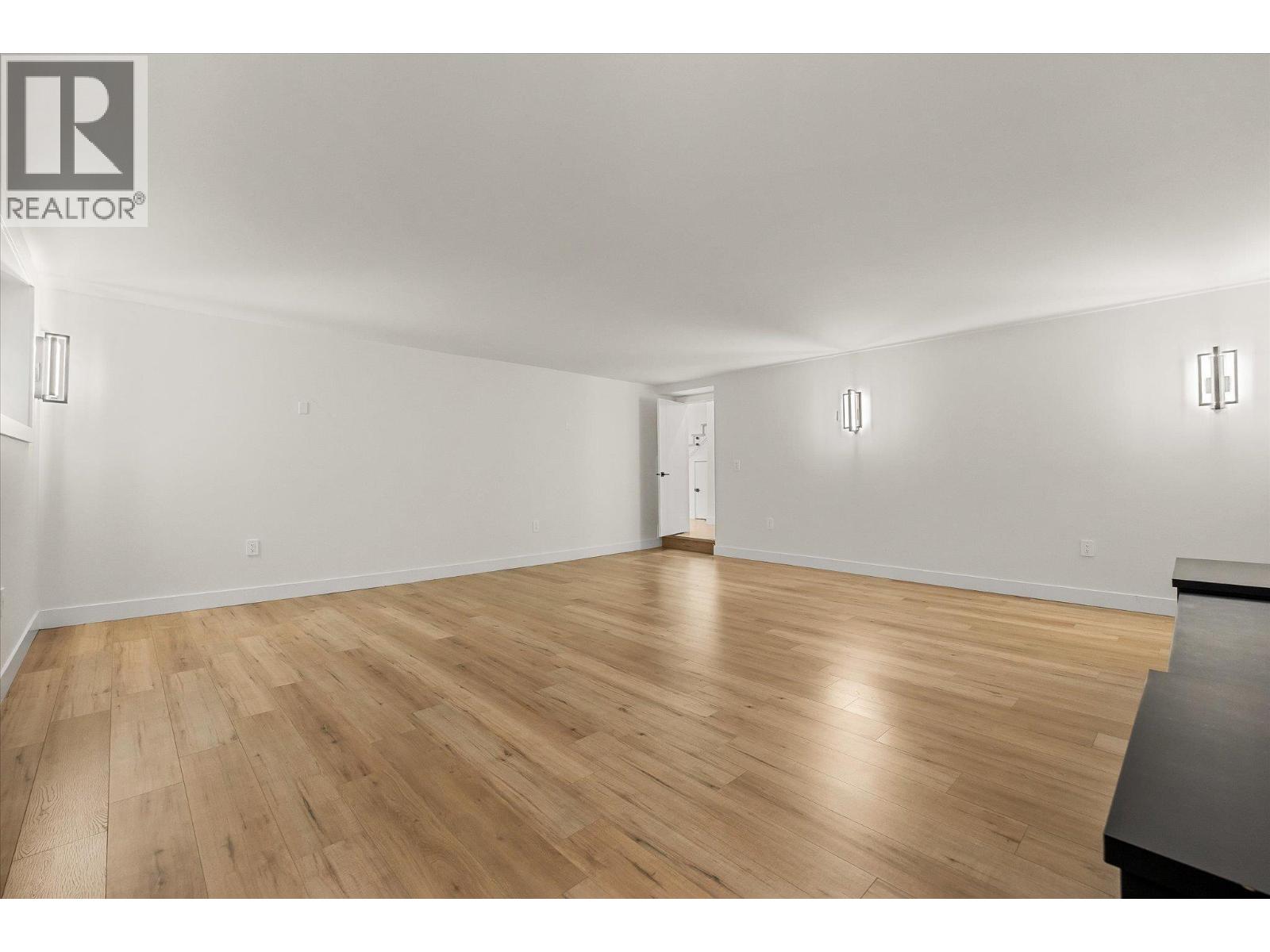 897 Carnoustie Drive, Kelowna