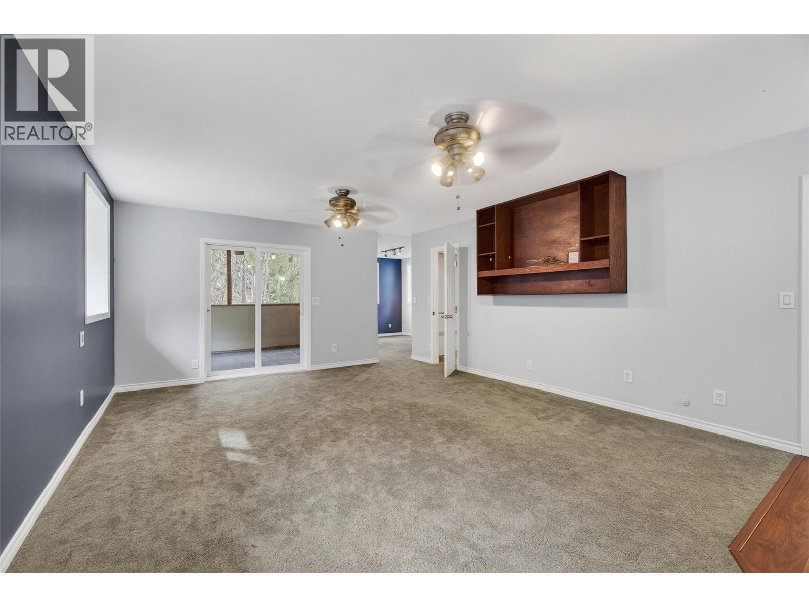 9048 Humming Bird Drive, Swansea Point