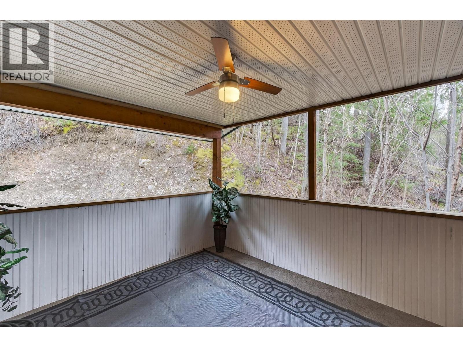 9048 Humming Bird Drive, Swansea Point