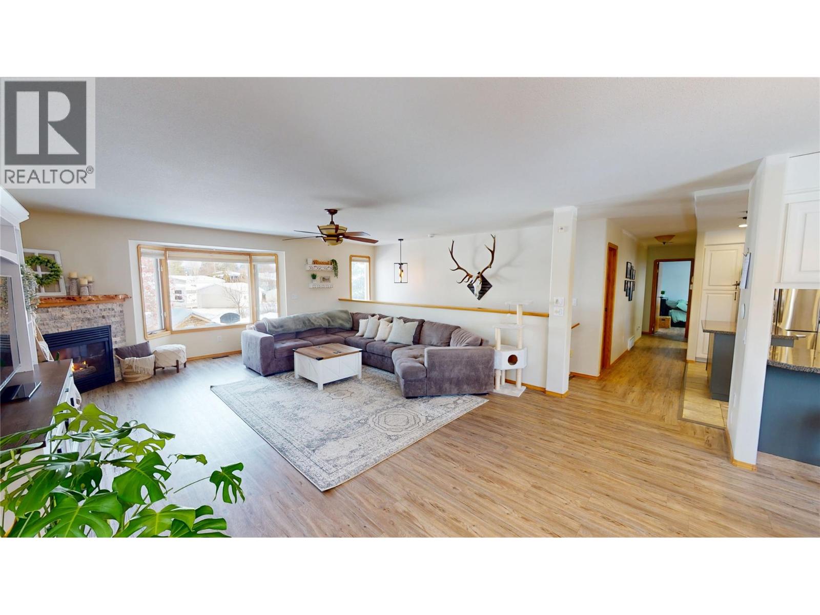 121 10TH Street S, Cranbrook