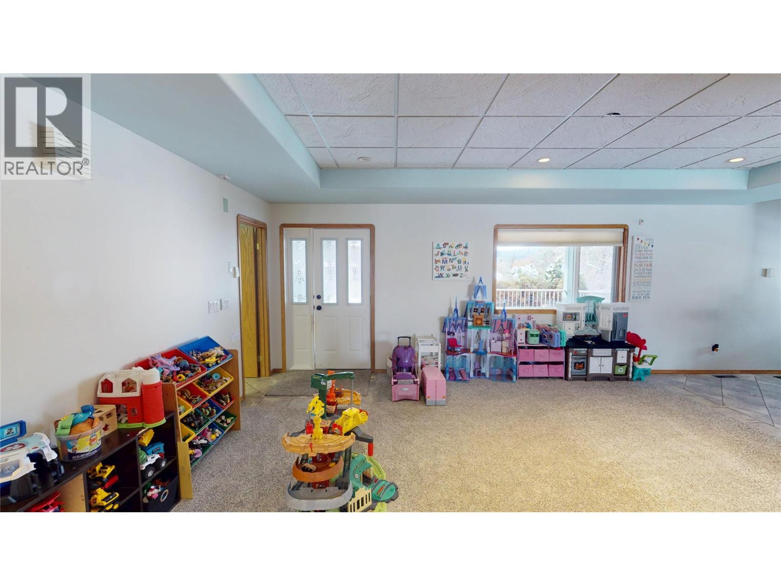 121 10TH Street S, Cranbrook