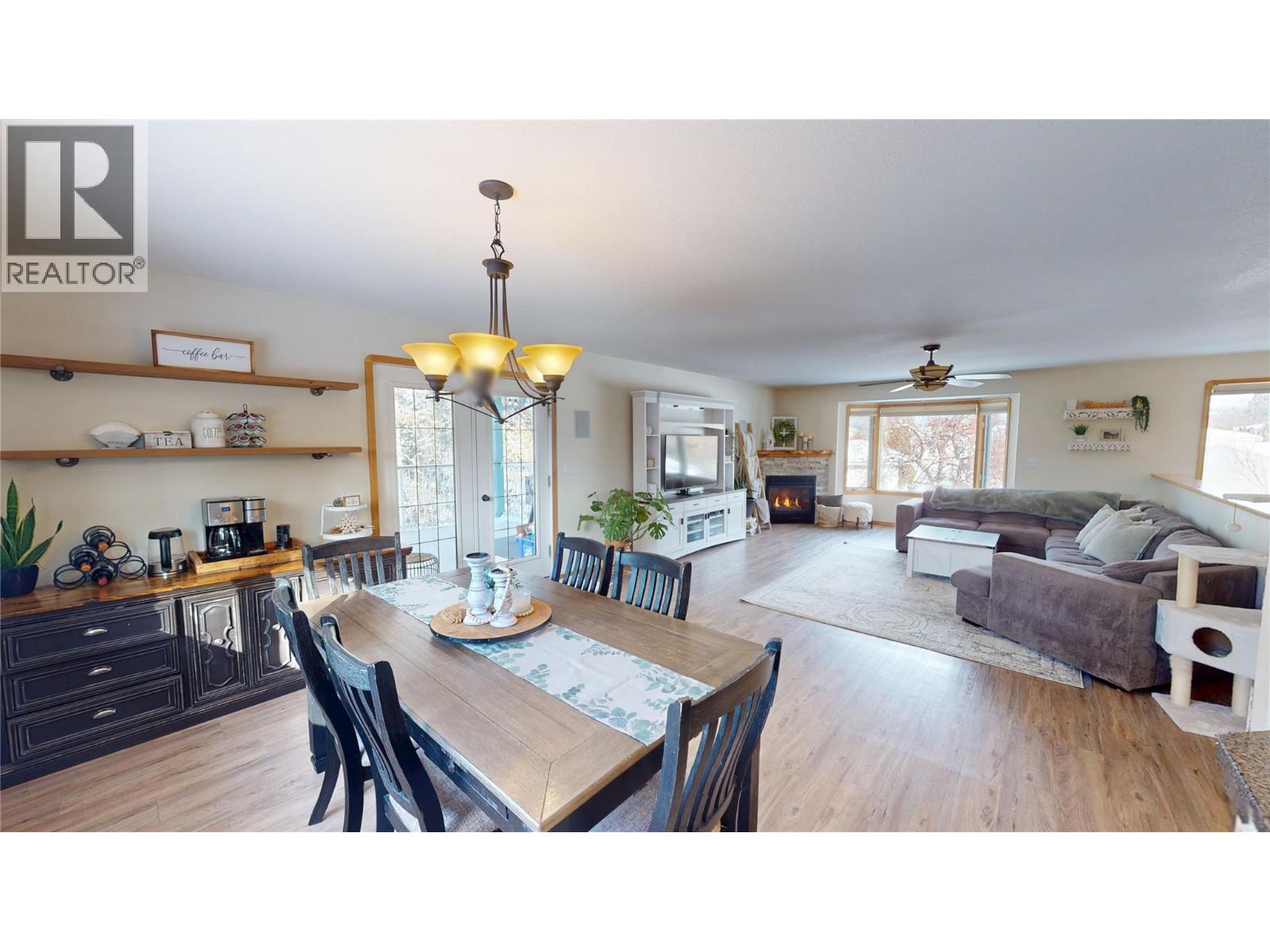 121 10TH Street S, Cranbrook