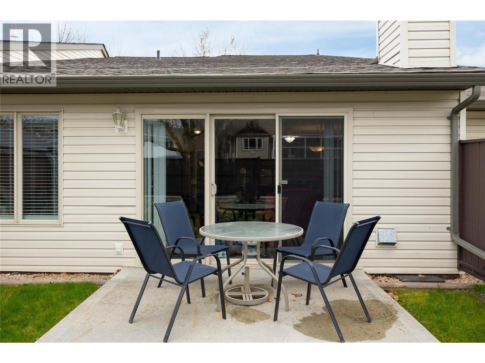 2 4004 24 Avenue, Vernon