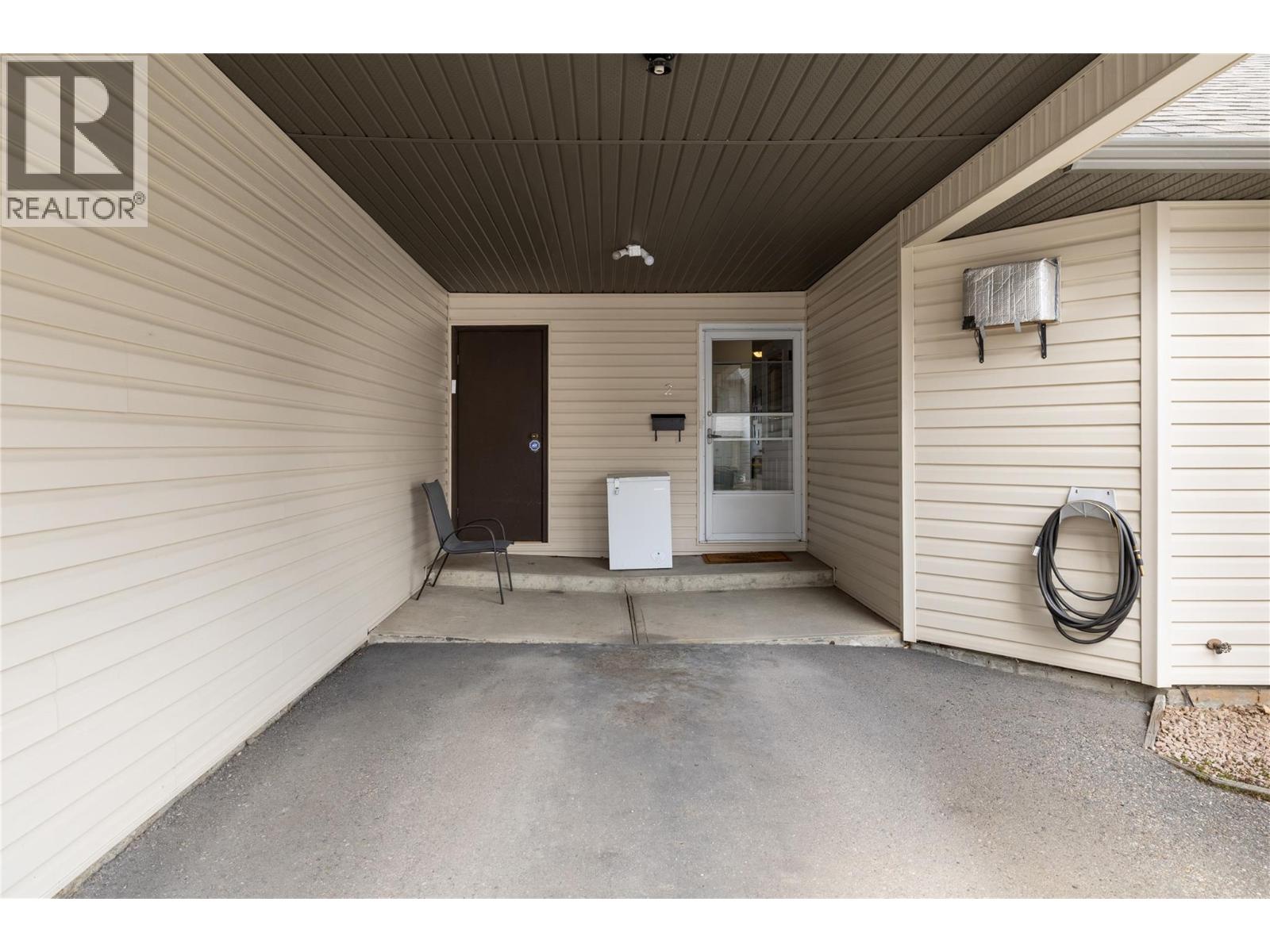 2 4004 24 Avenue, Vernon