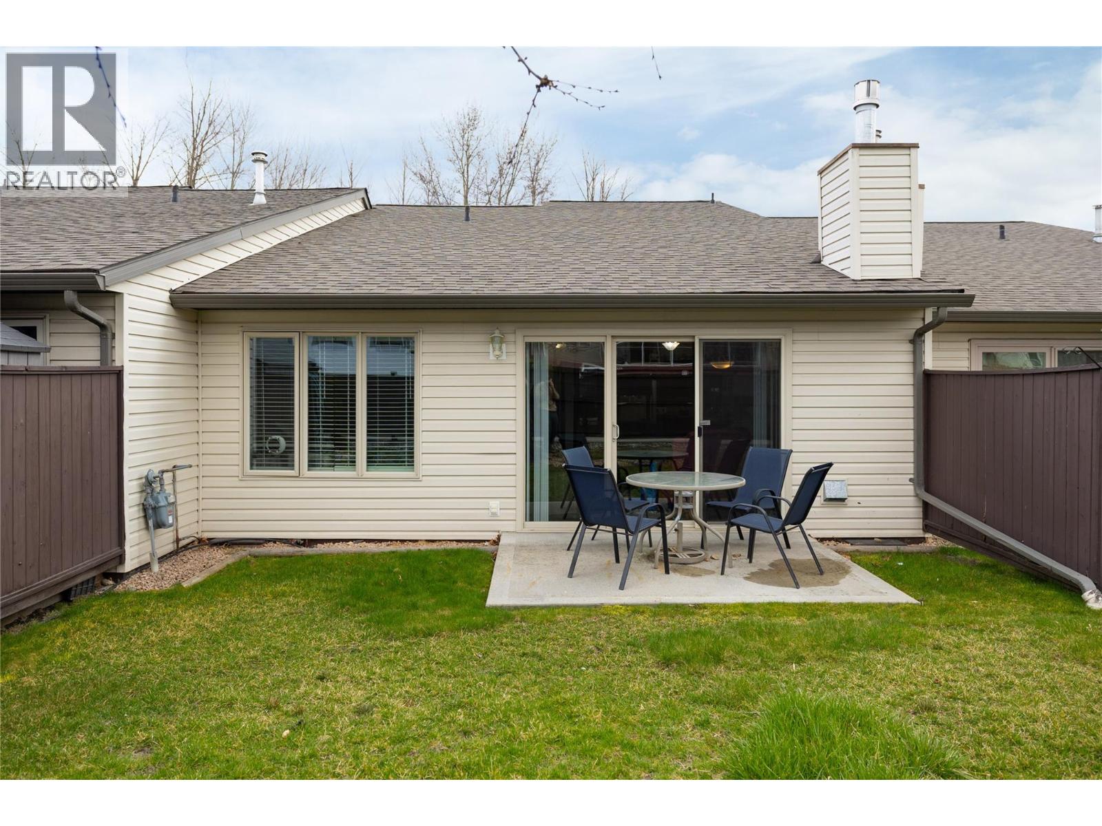 2 4004 24 Avenue, Vernon