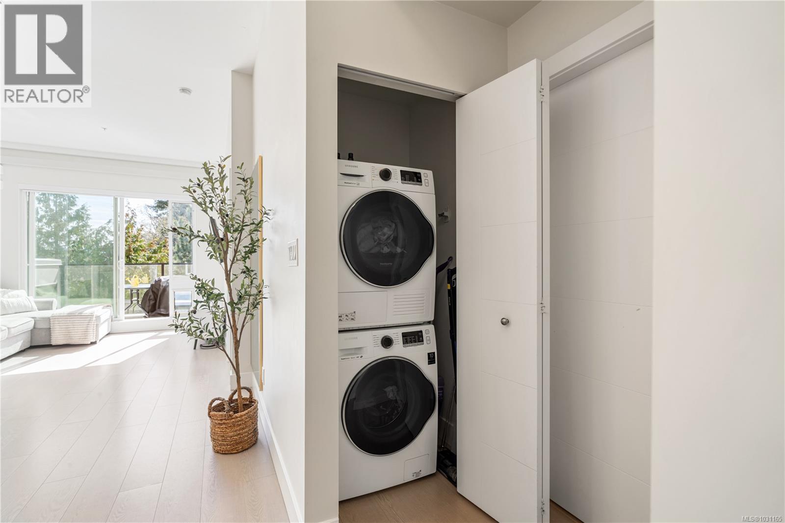 602 1450 Glentana Rd, View Royal