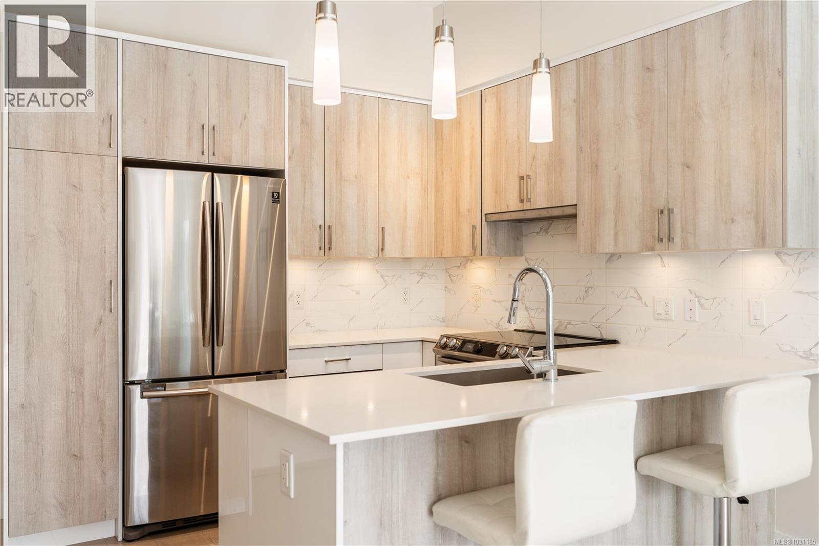 #602 1450 Glentana Rd - 4