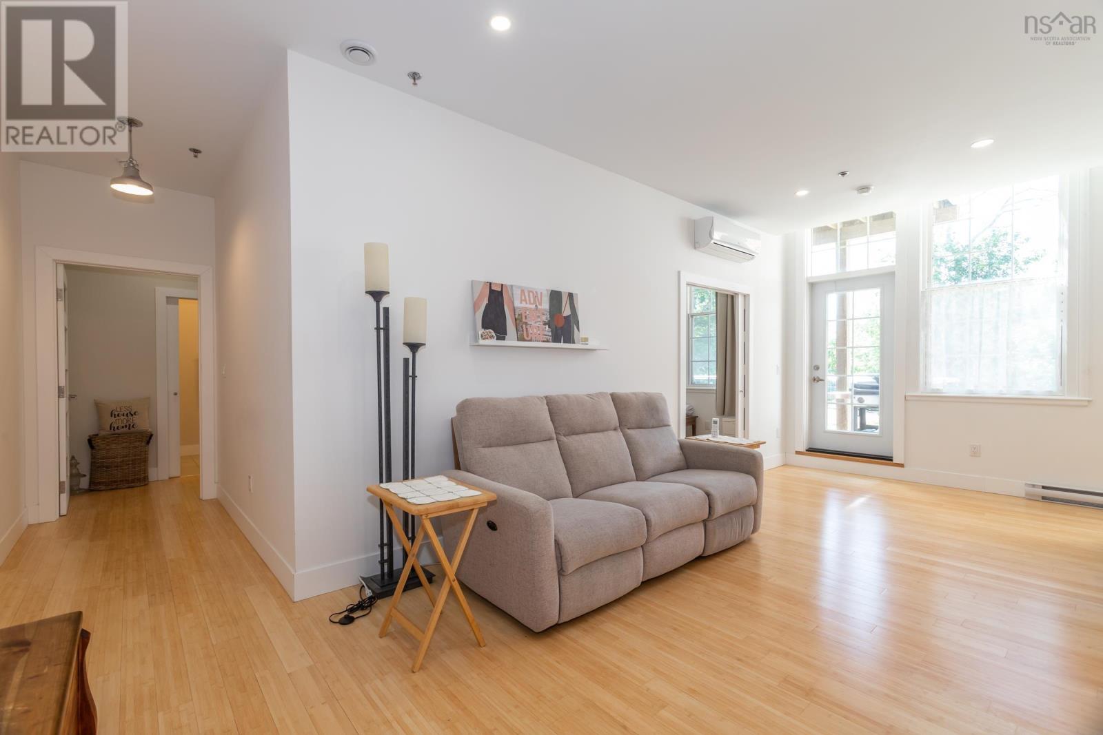 Property 16 of 34 of 151 Ritchie Street