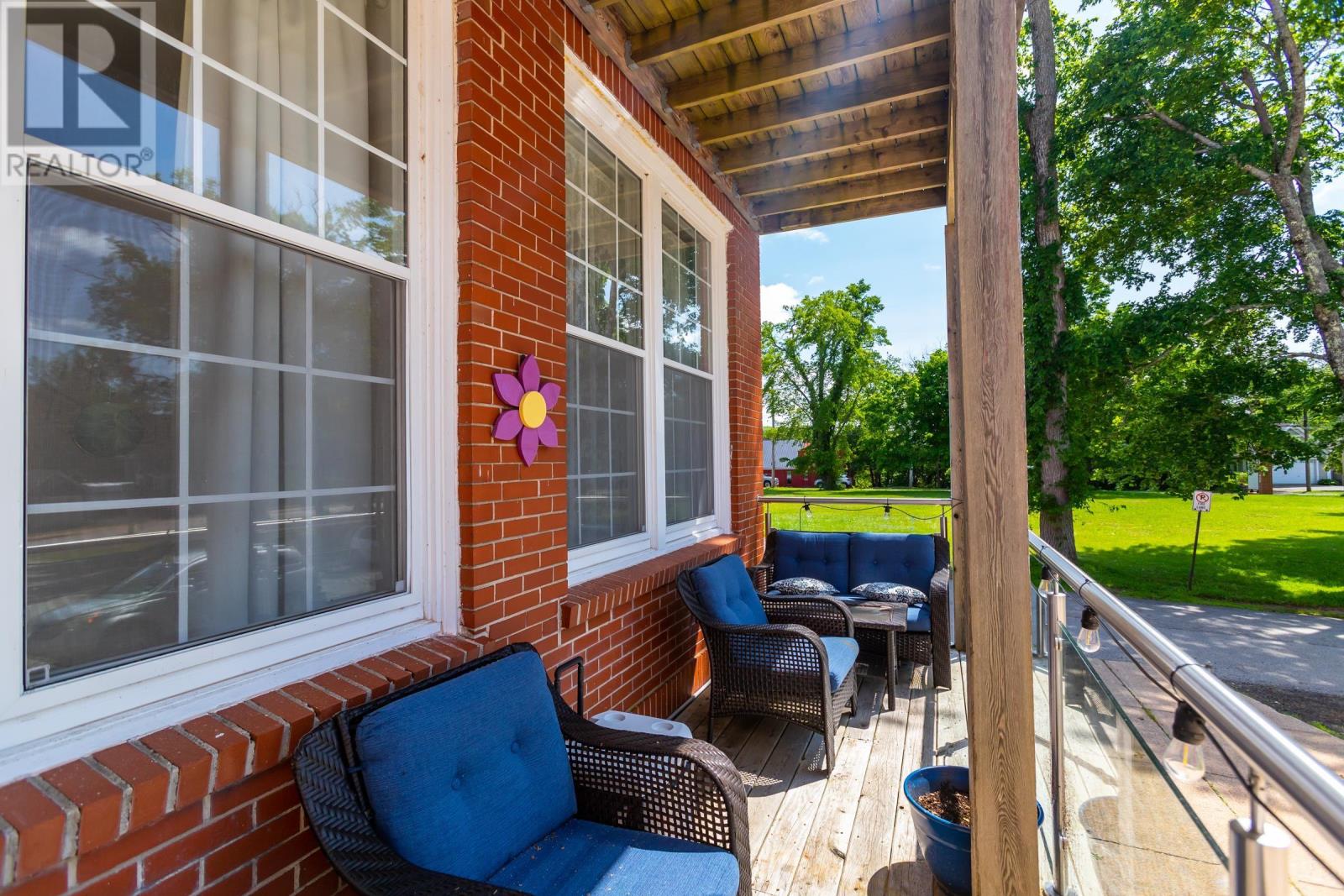 Property 7 of 34 of 151 Ritchie Street